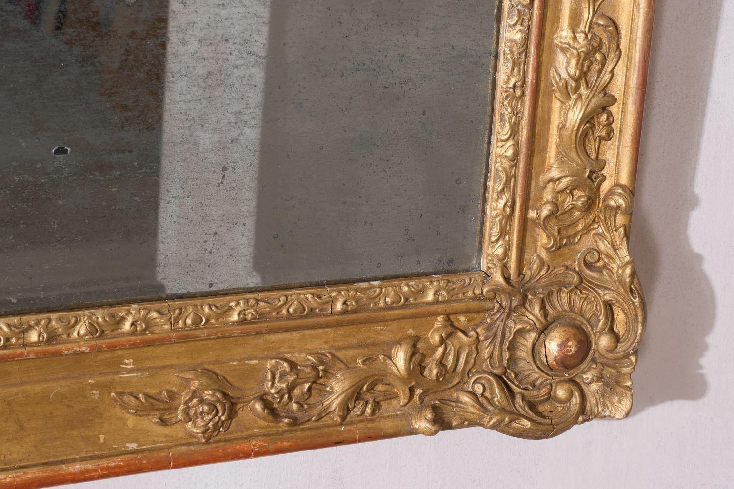 Miroir français du 19e siècle à décor doré en vente 1