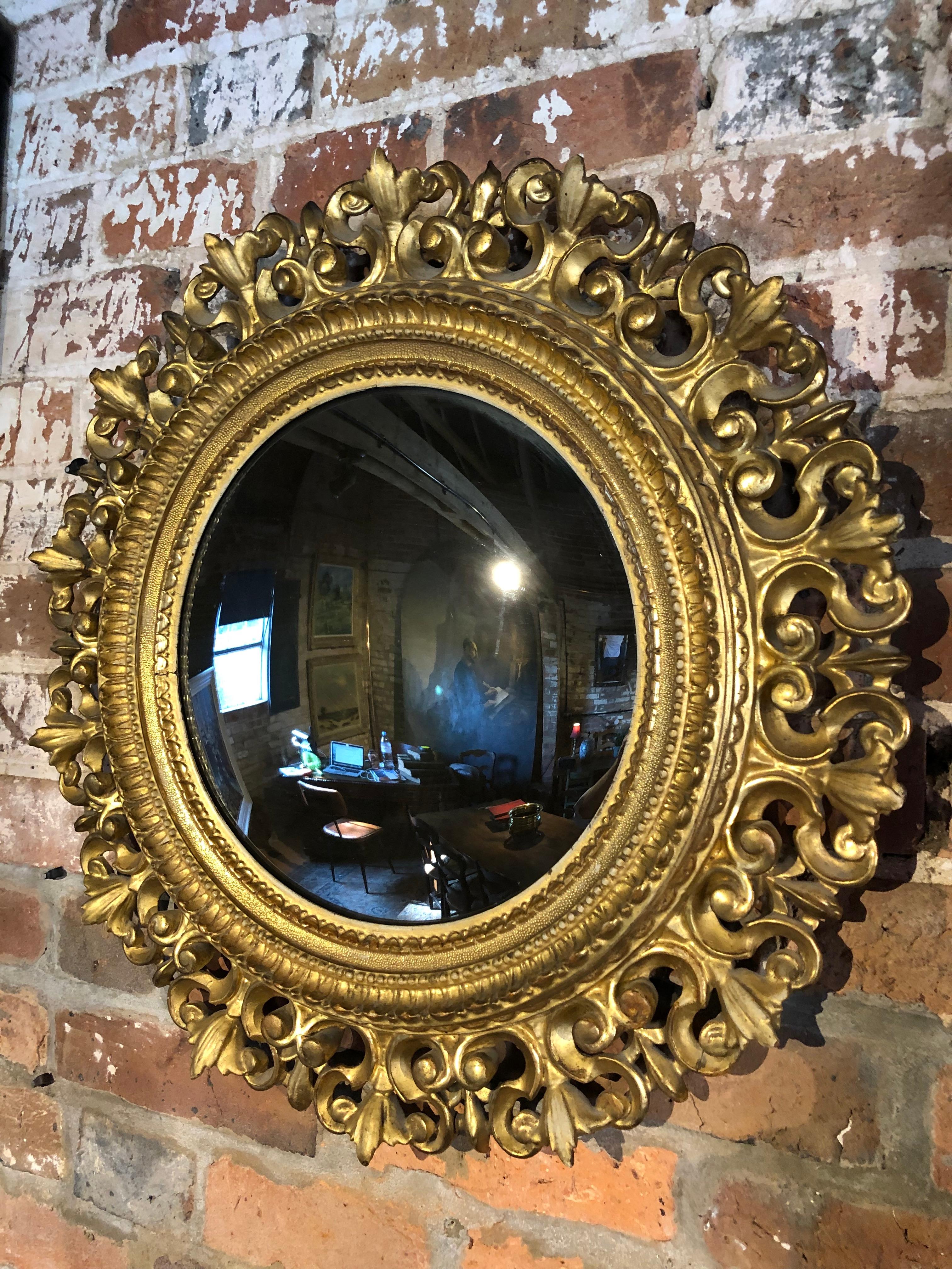 Victorian 19th Century Gilt Florentine Circular Mirror
