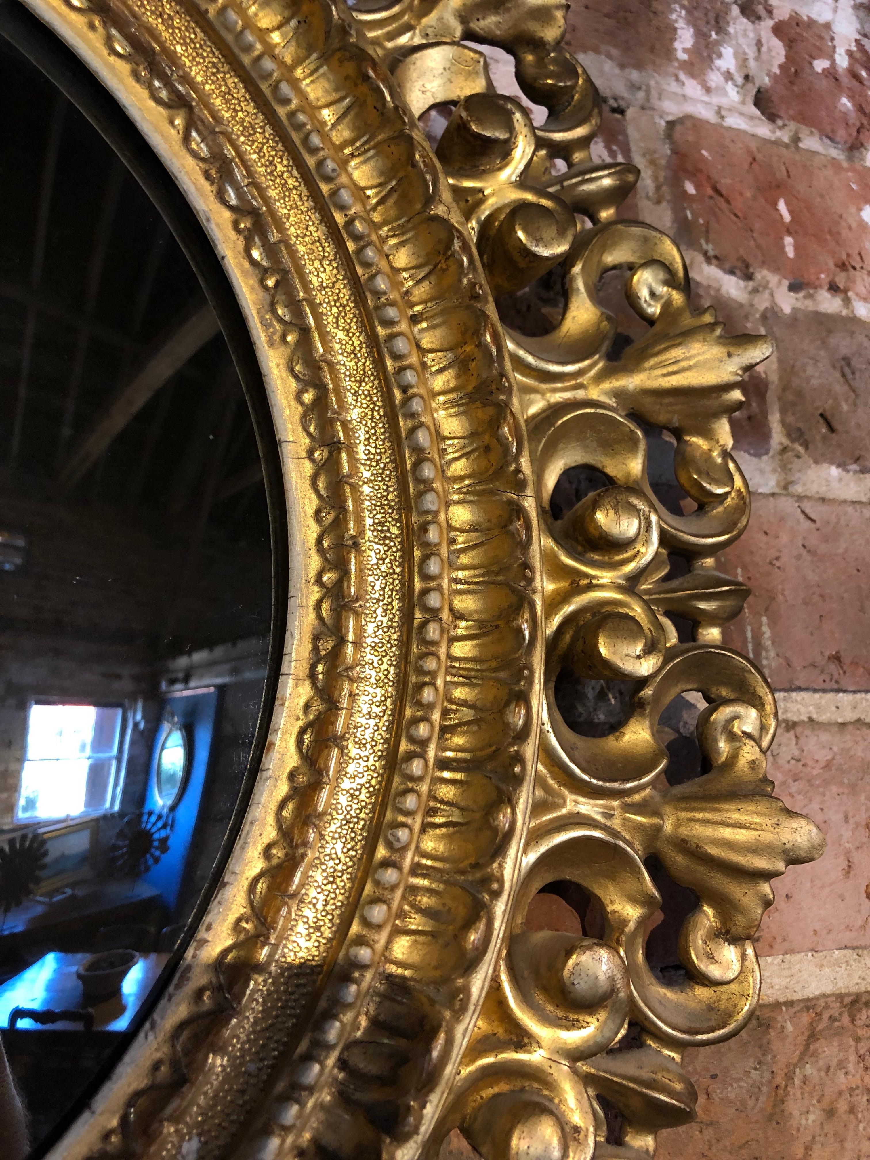 Gesso 19th Century Gilt Florentine Circular Mirror