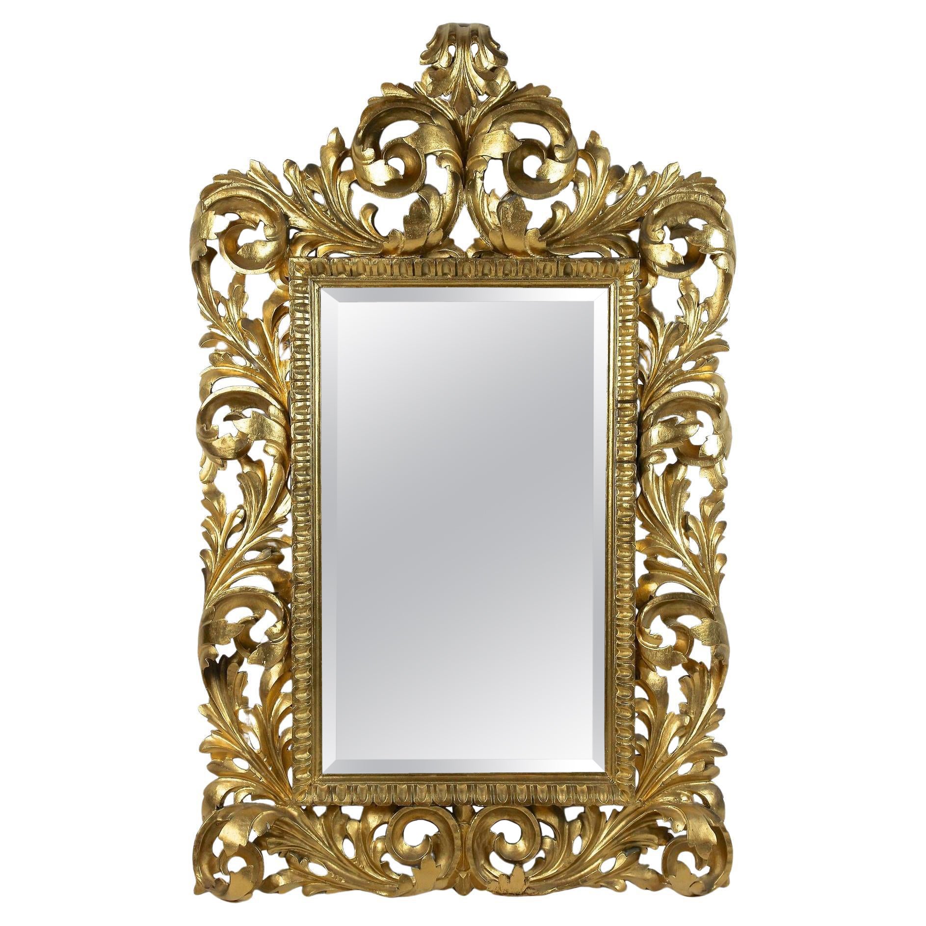 Miroir Florentine doré du 19e siècle, ajouré, Italie vers 1890