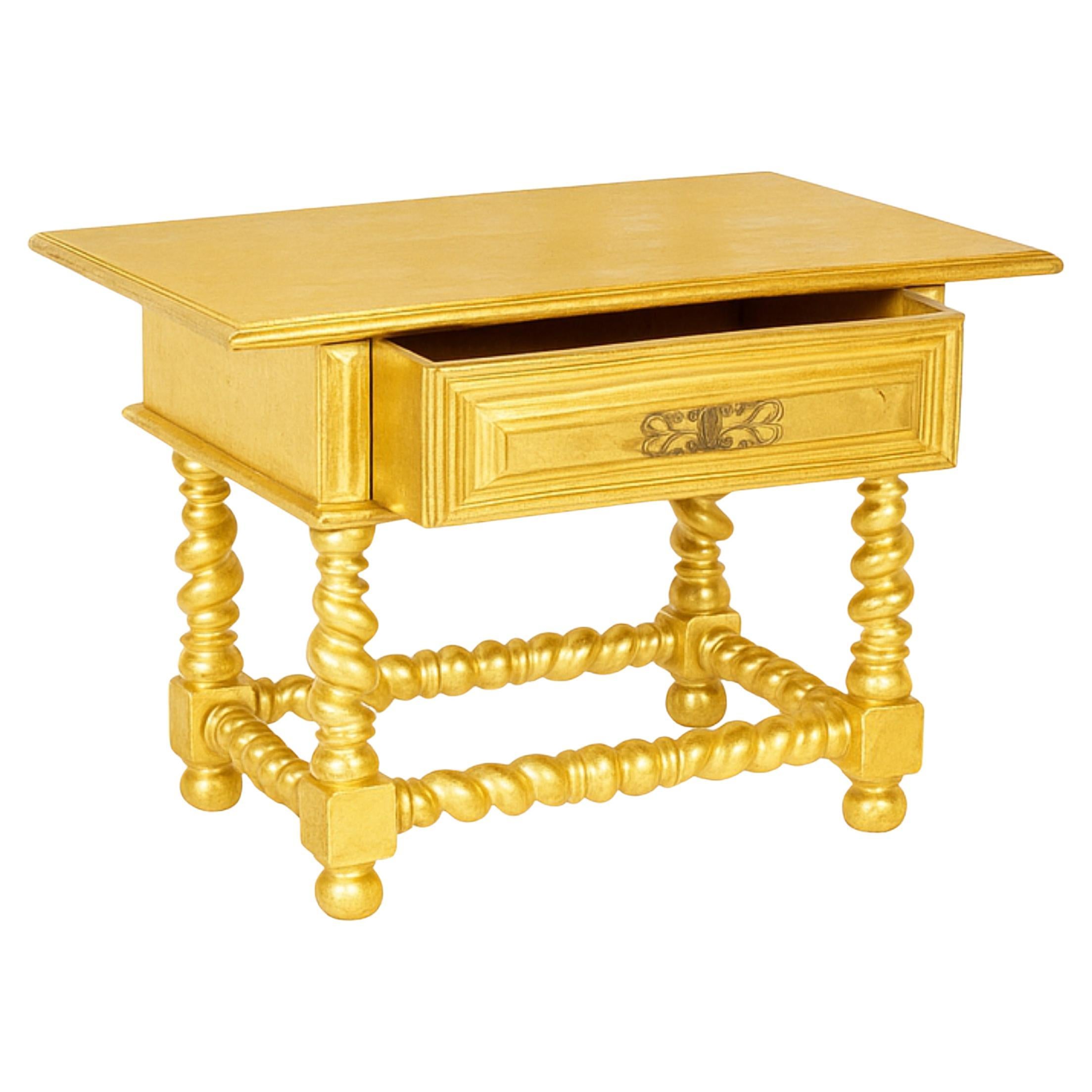 Table centrale baroque du 19e siècle, finition dorée en vente