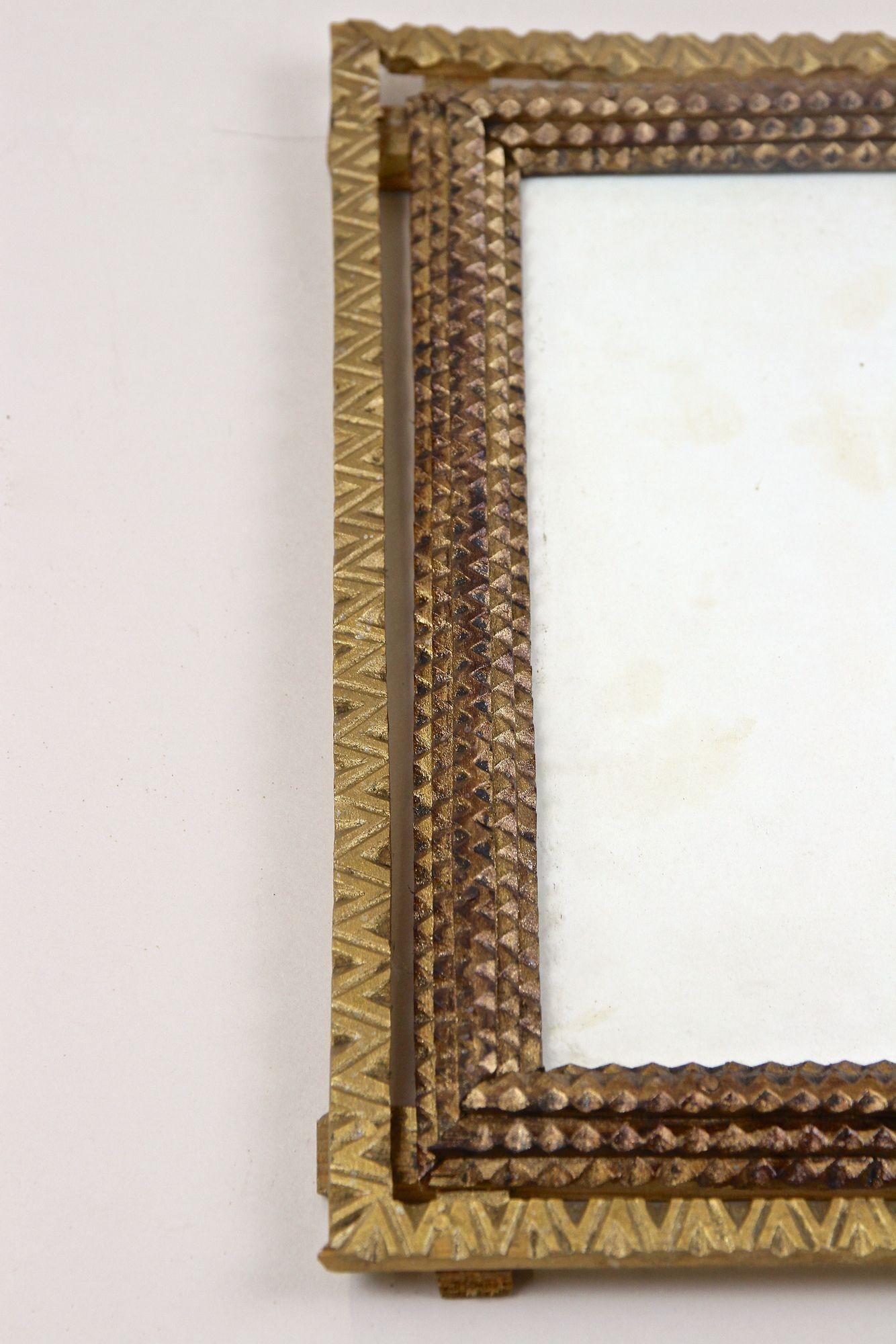 Verre brun Cadre photo d'art rustique doré du 19ème siècle, Autriche, vers 1870 en vente