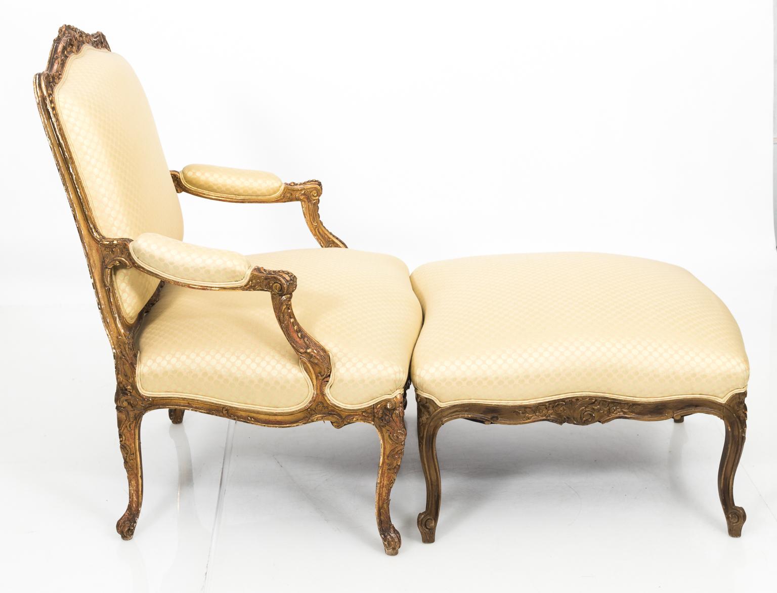 19th Century Giltwood Chaise Lounge Chair For Sale 6