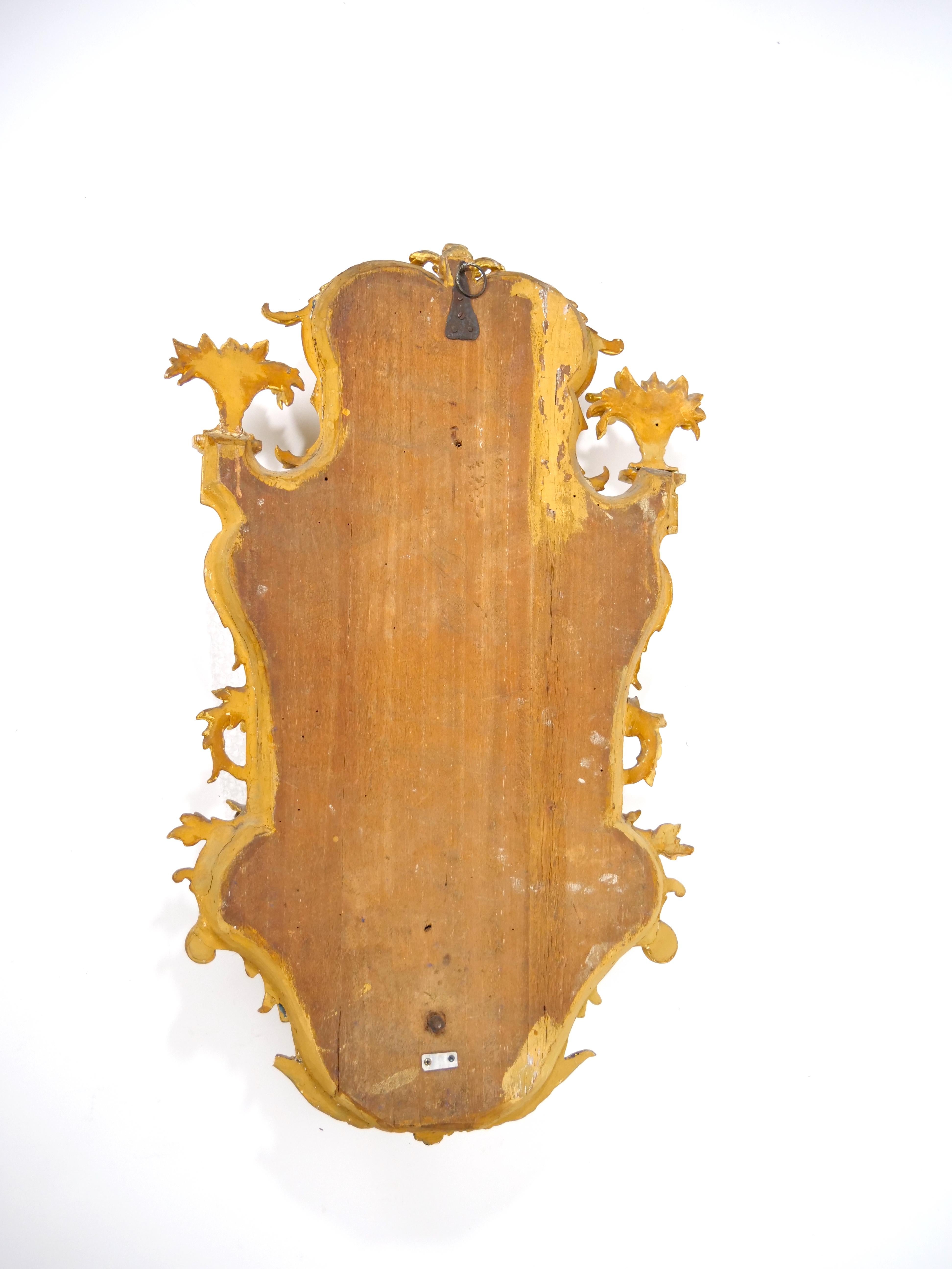 Paire de miroirs décoratifs Girandoles avec cadre en bois doré du 19ème siècle en vente 7