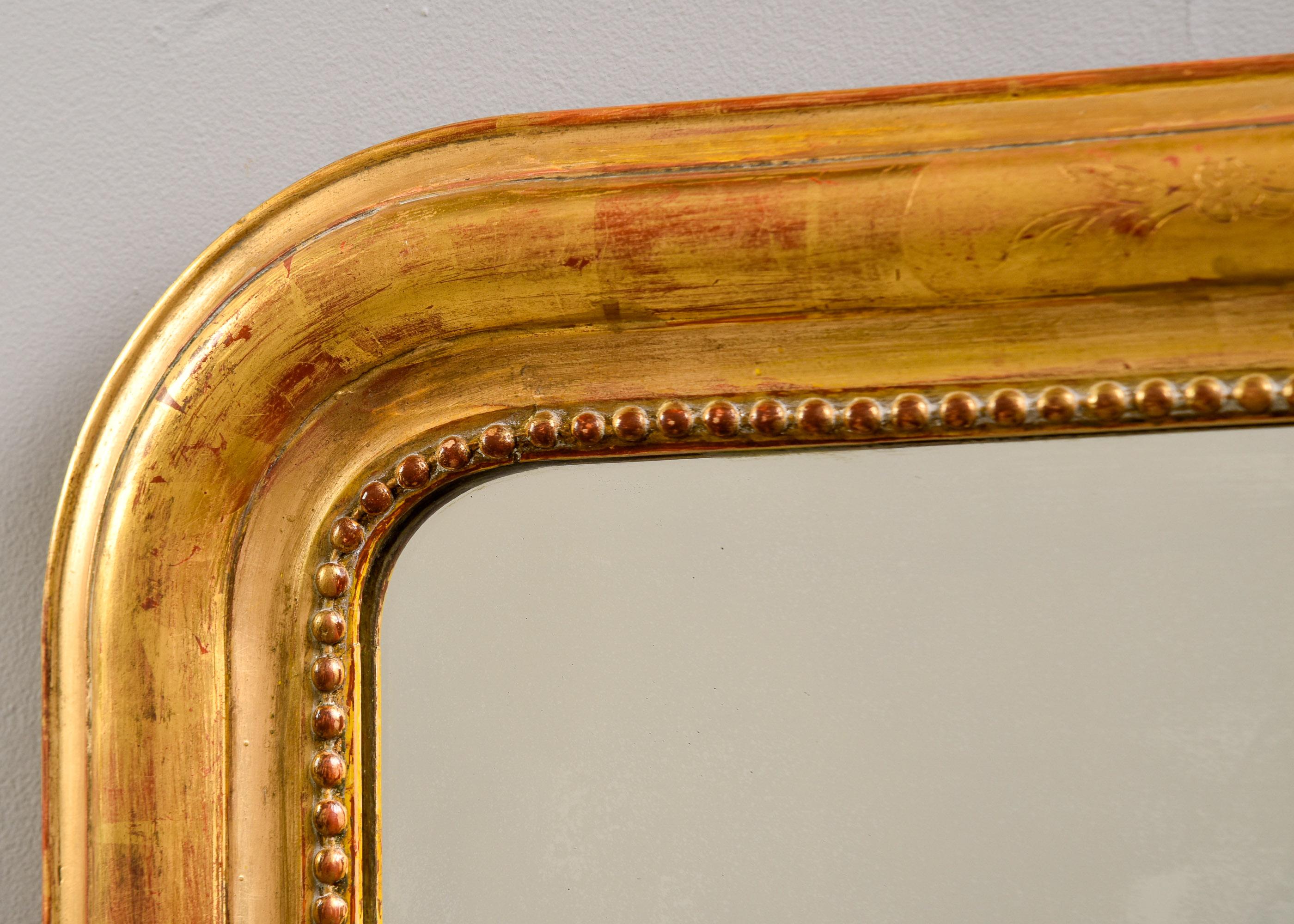 Siglo XIX Madera Dorada  Marco Espejo Louis Philippe con Esquinas Decoradas en venta 3