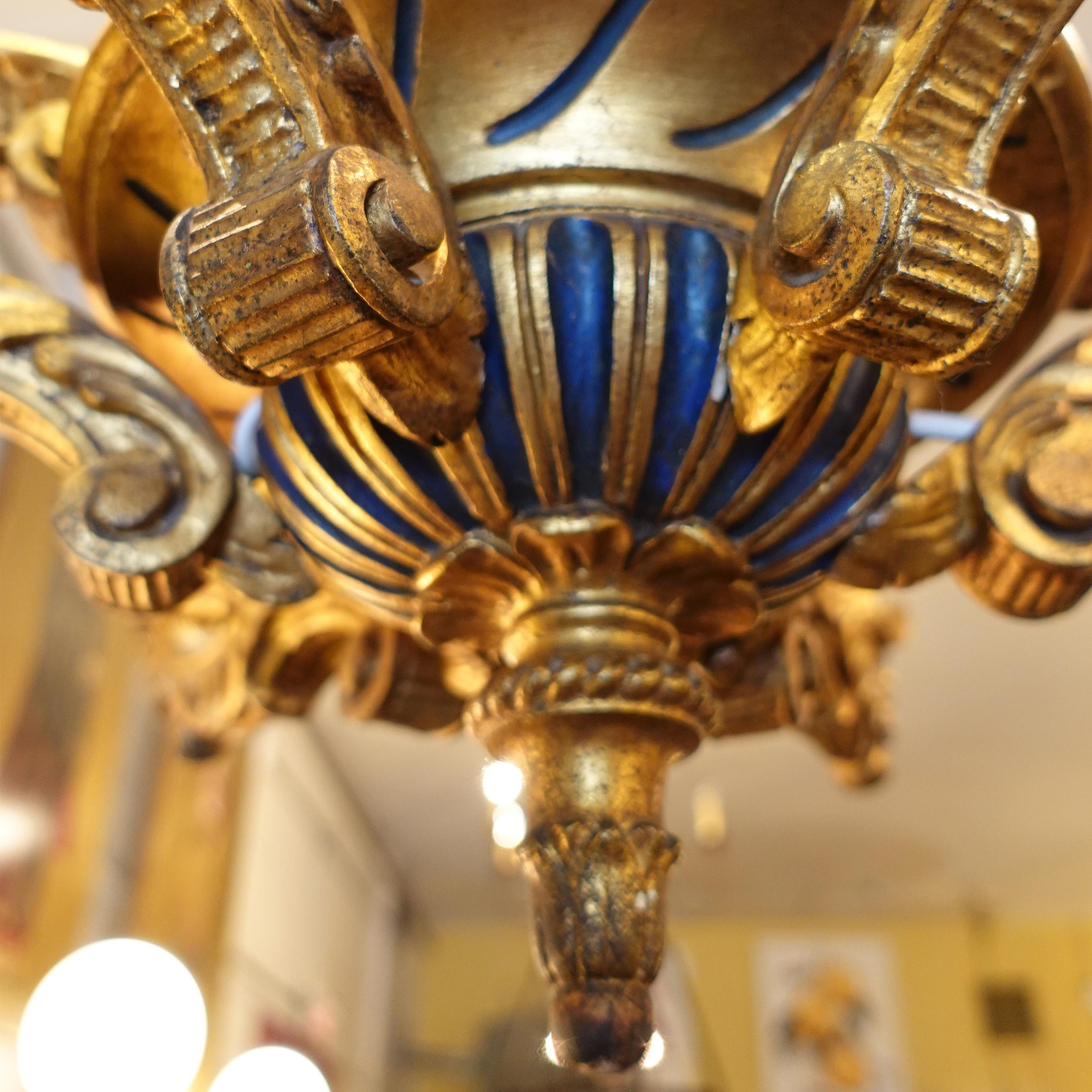 19th Century 19th century Giltwood 6-light Italian Chandelier For Sale