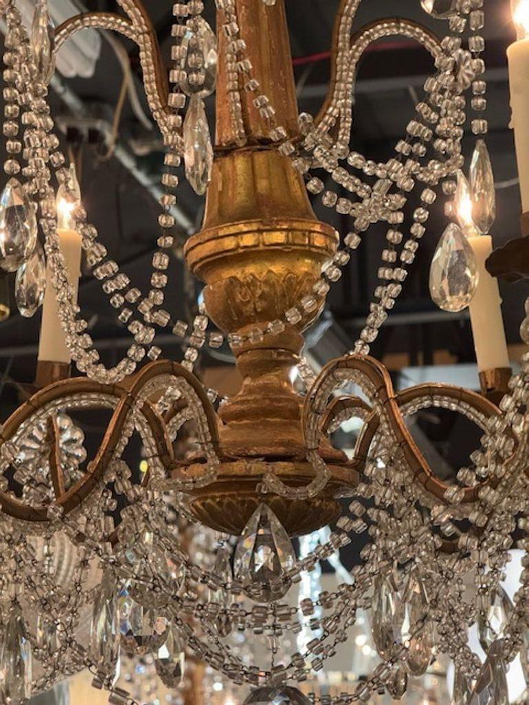 Italiano Lampadario in legno e cristallo di Genova del XIX secolo in vendita