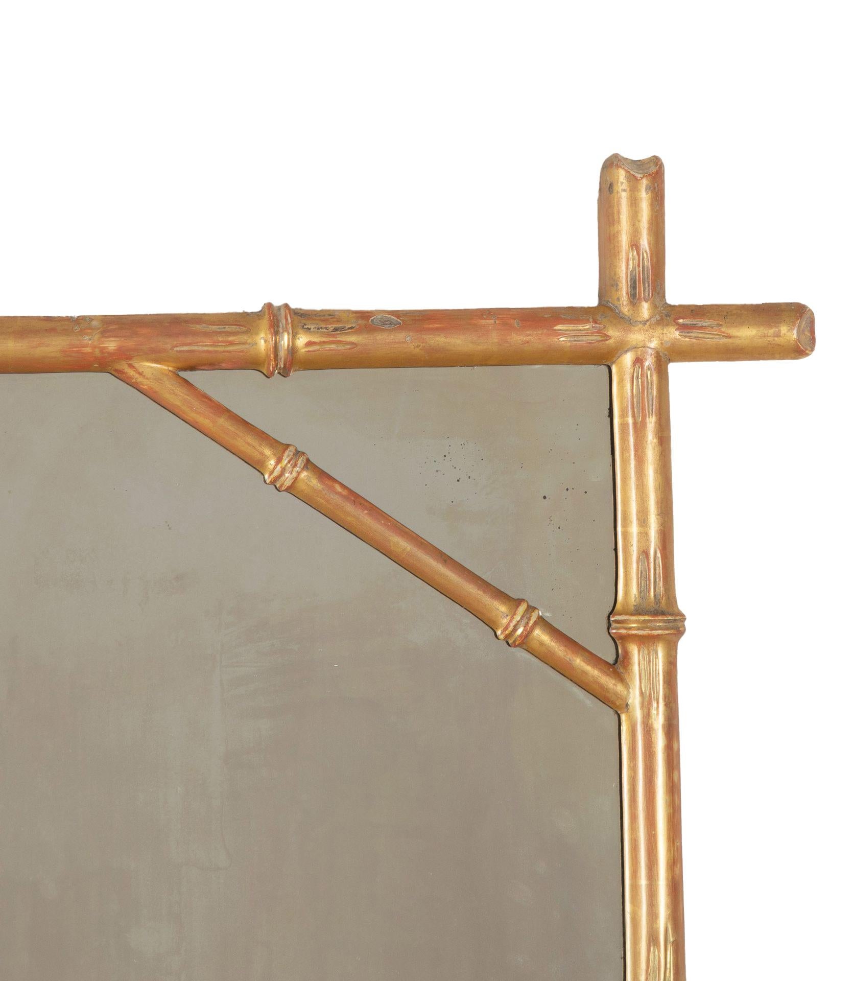 Specchio a bracci del XIX secolo in legno dorato e finto bambù In condizioni buone in vendita a Tetbury, Gloucestershire