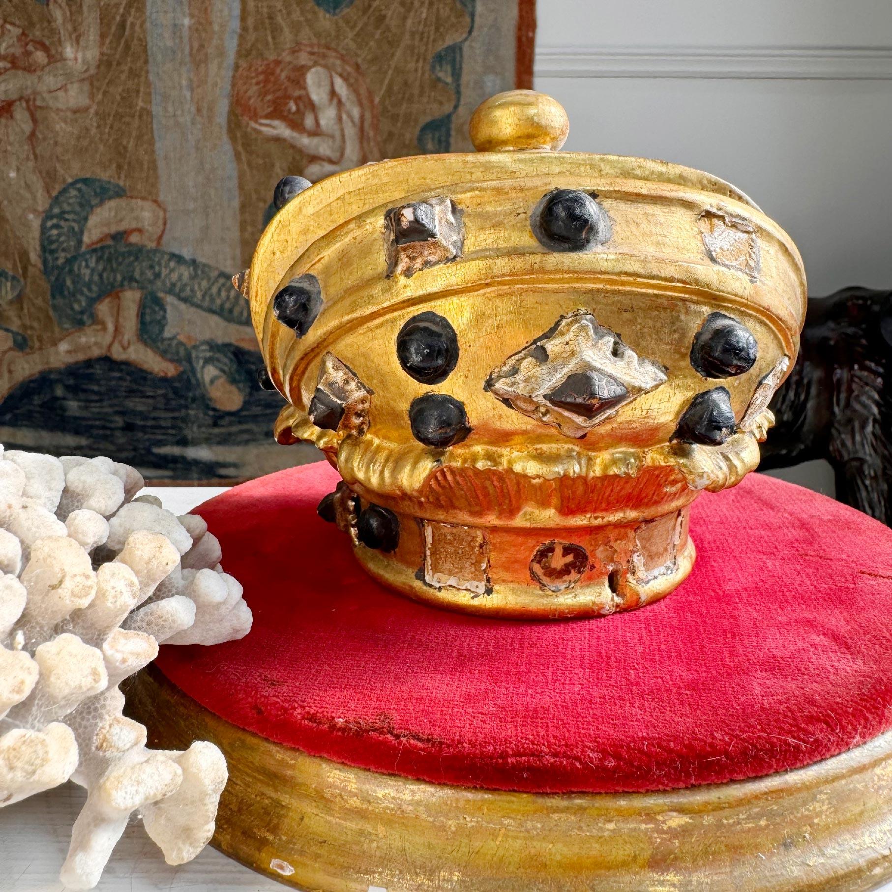19th Century Giltwood and Gesso Catholic Processional Crown For Sale 2