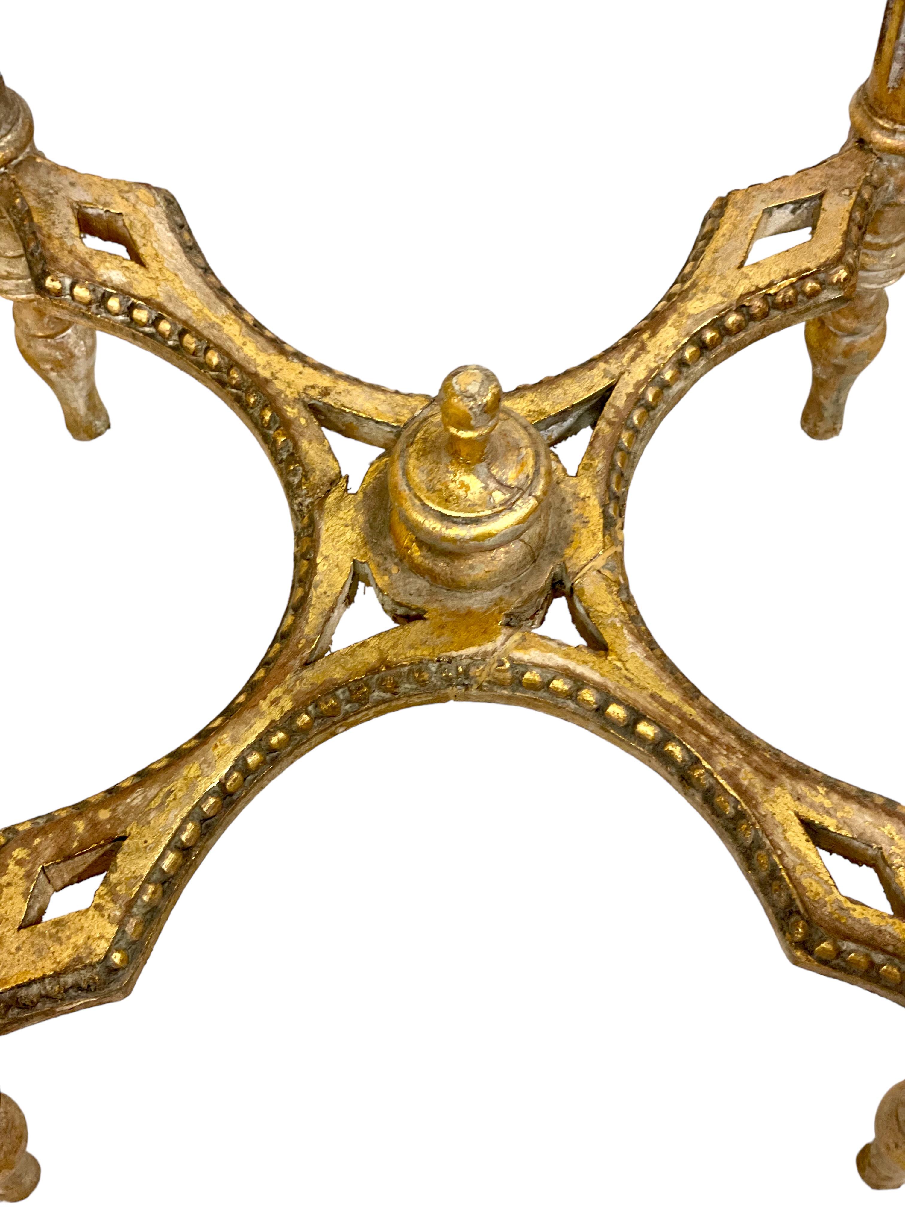 Table de Gueridon en bois doré et marbre vert du 19e siècle Bon état - En vente à LA CIOTAT, FR