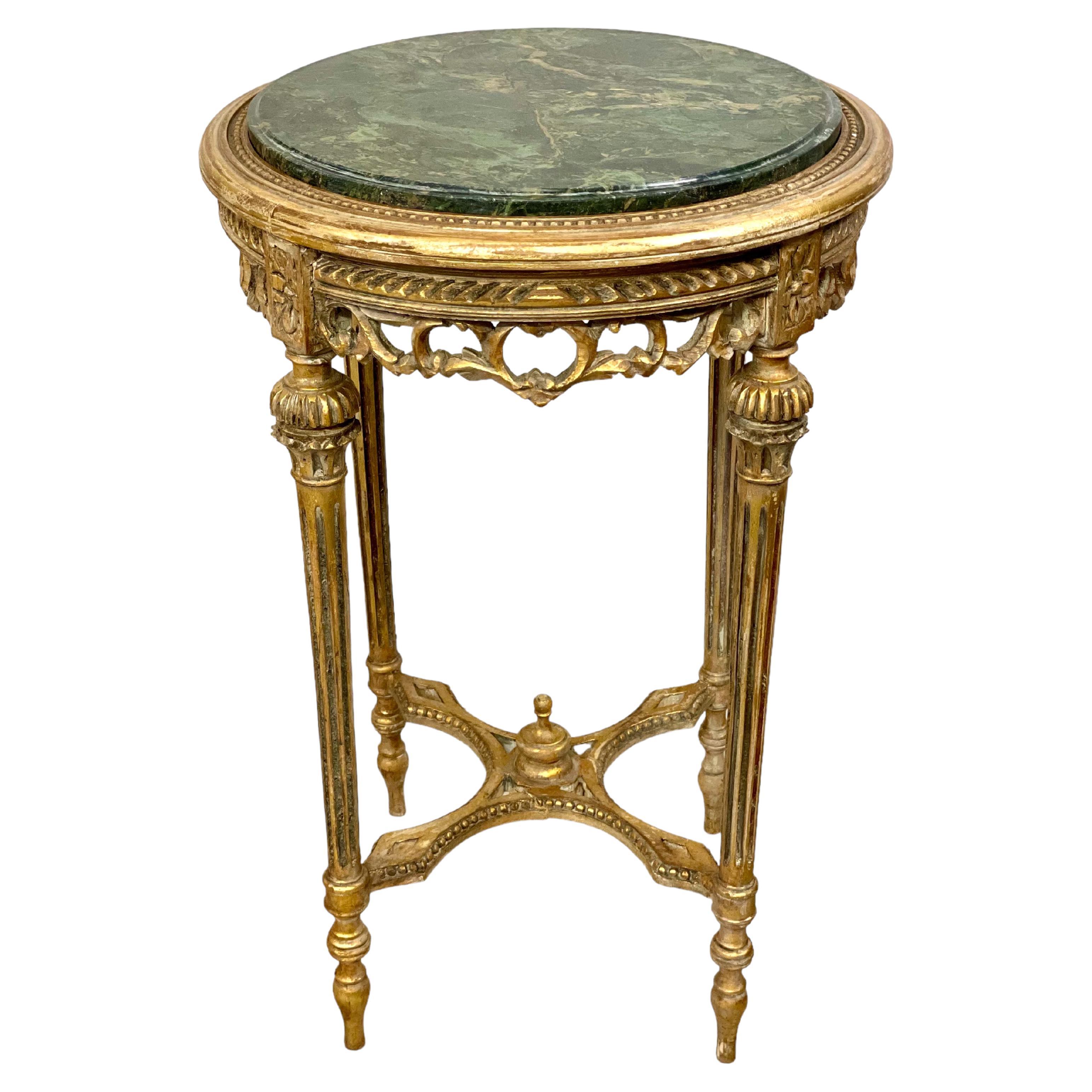 Gueridon-Tisch aus Giltwood und grünem Marmor aus dem 19. im Angebot