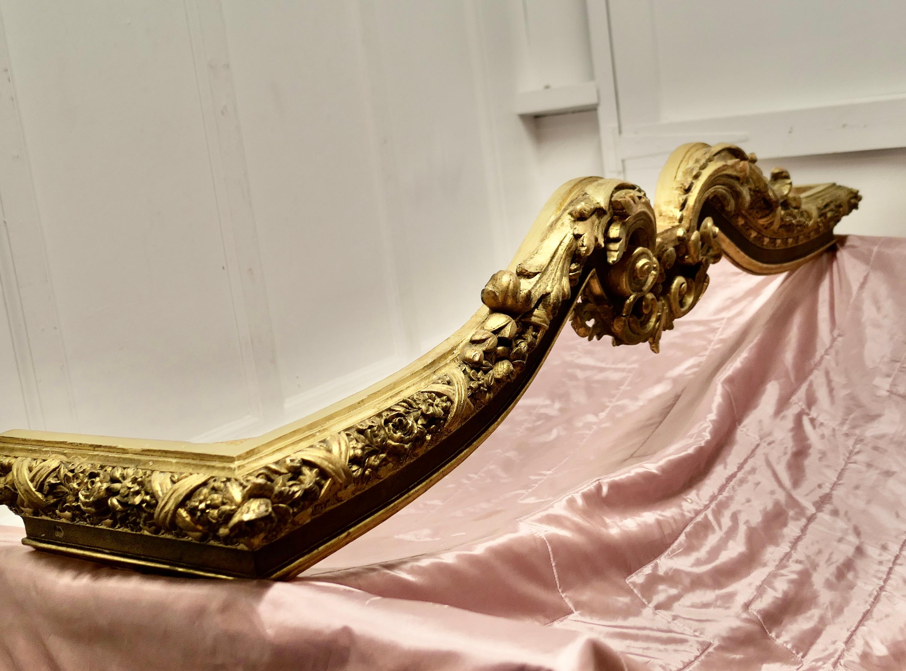 19th Century Giltwood Ciel de Lit Bed Canopy Corona In Good Condition In Chillerton, Isle of Wight