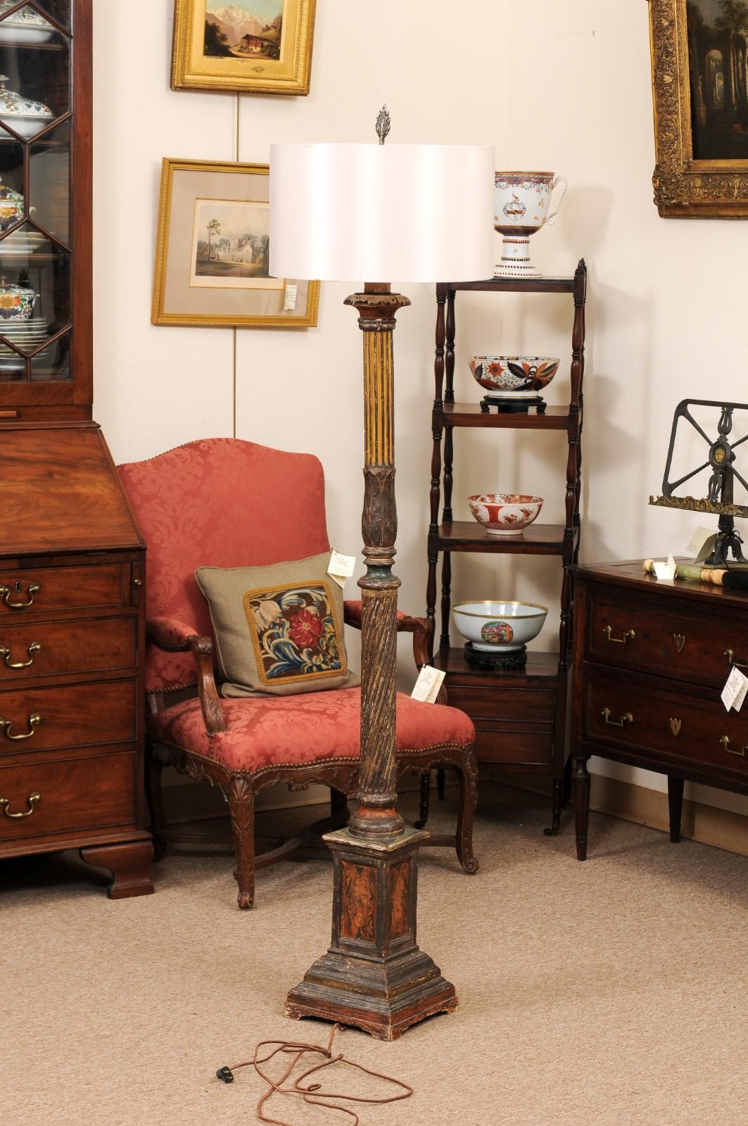 19th Century Giltwood Continental Floor Lamp with Shade For Sale 7