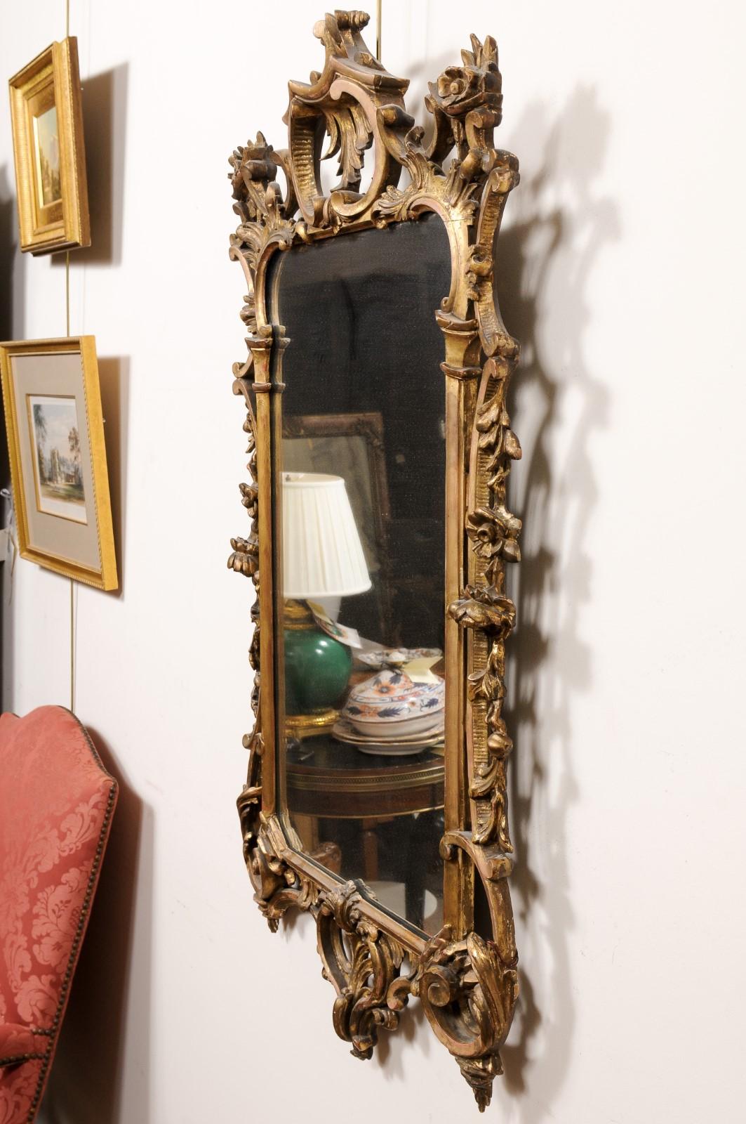 Miroir en bois doré de style Chippendale anglais du 19e siècle en vente 6
