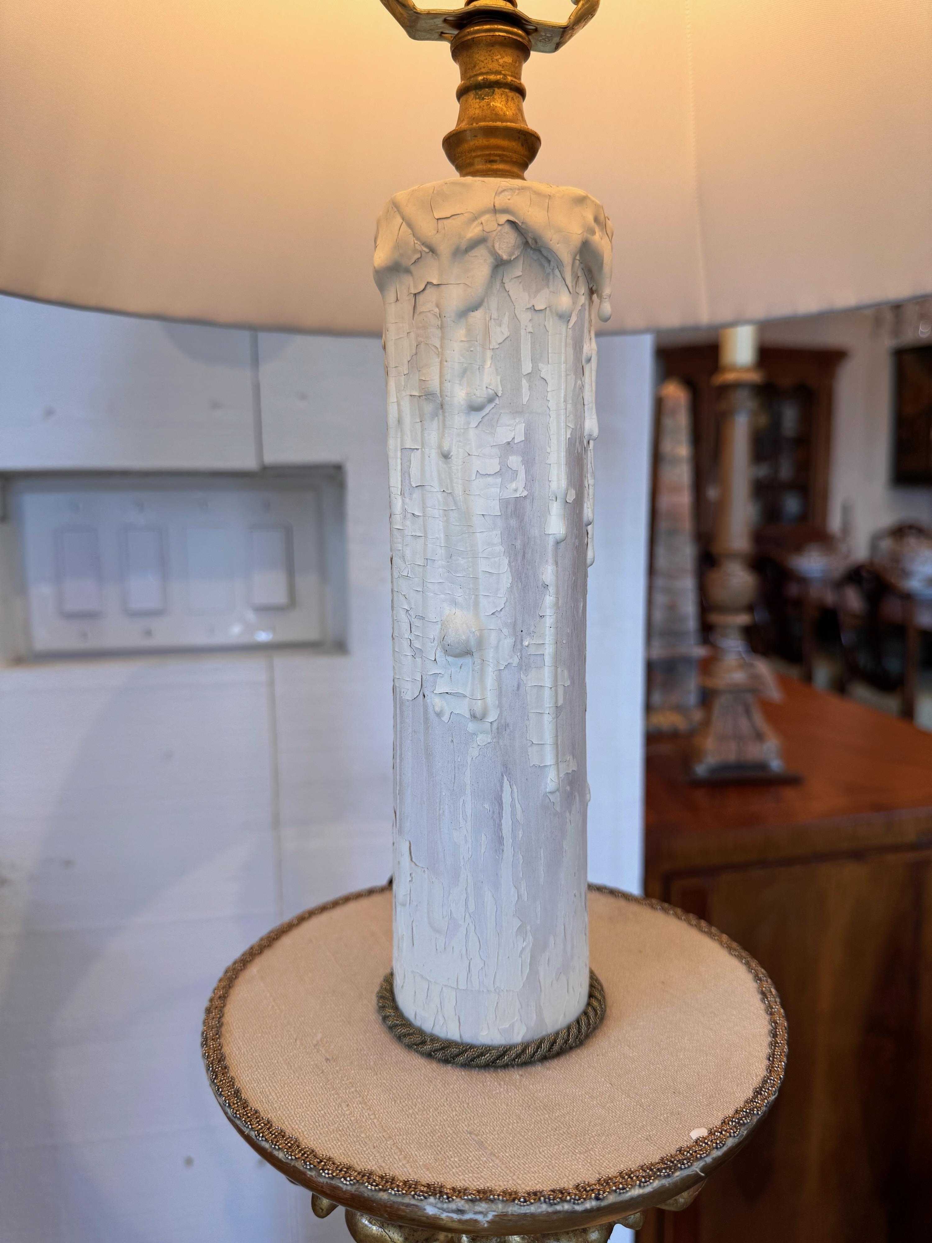 Lampadaire en bois doré du XIXe siècle en vente 8