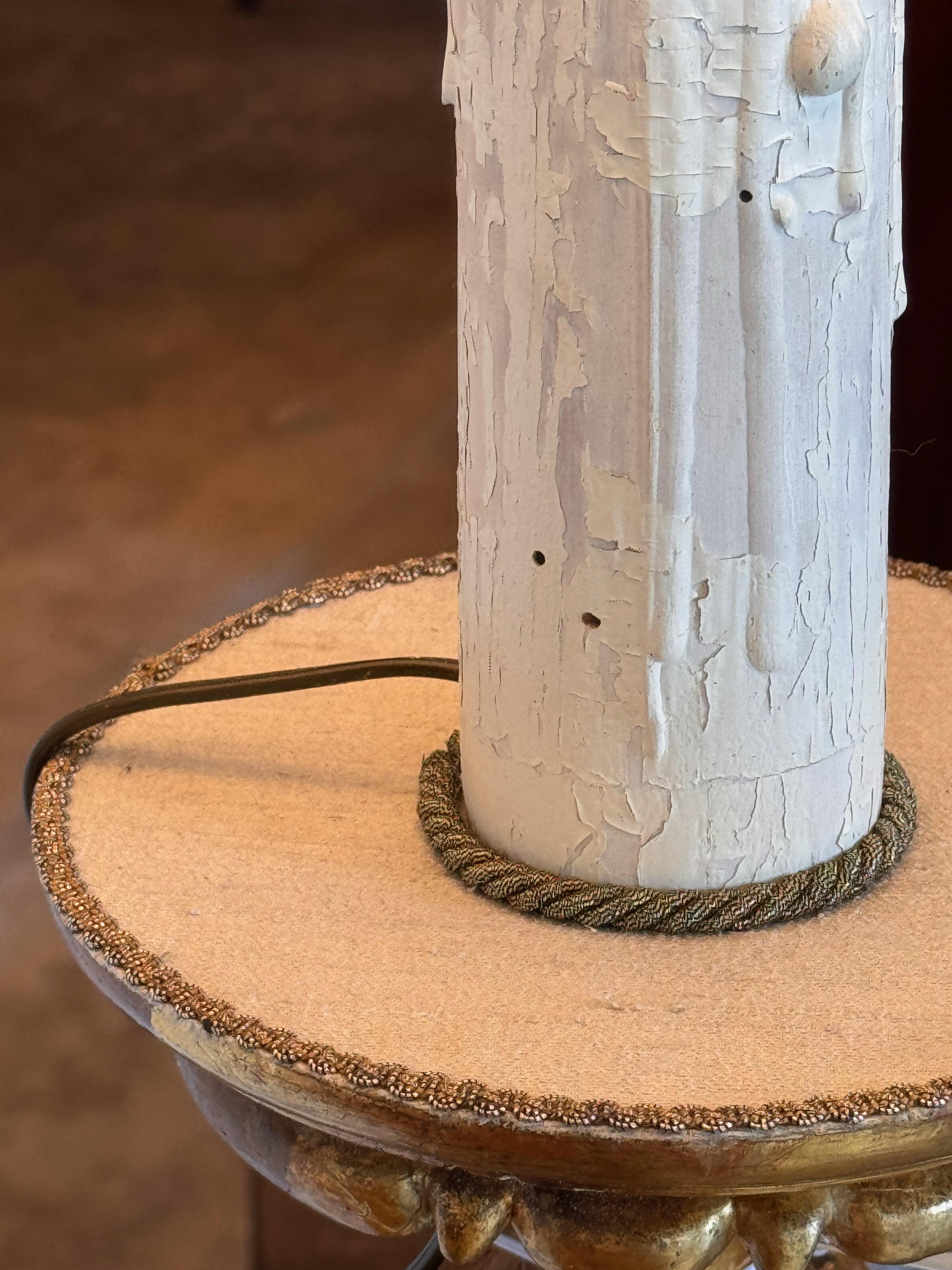 Lampadaire en bois doré du XIXe siècle en vente 9