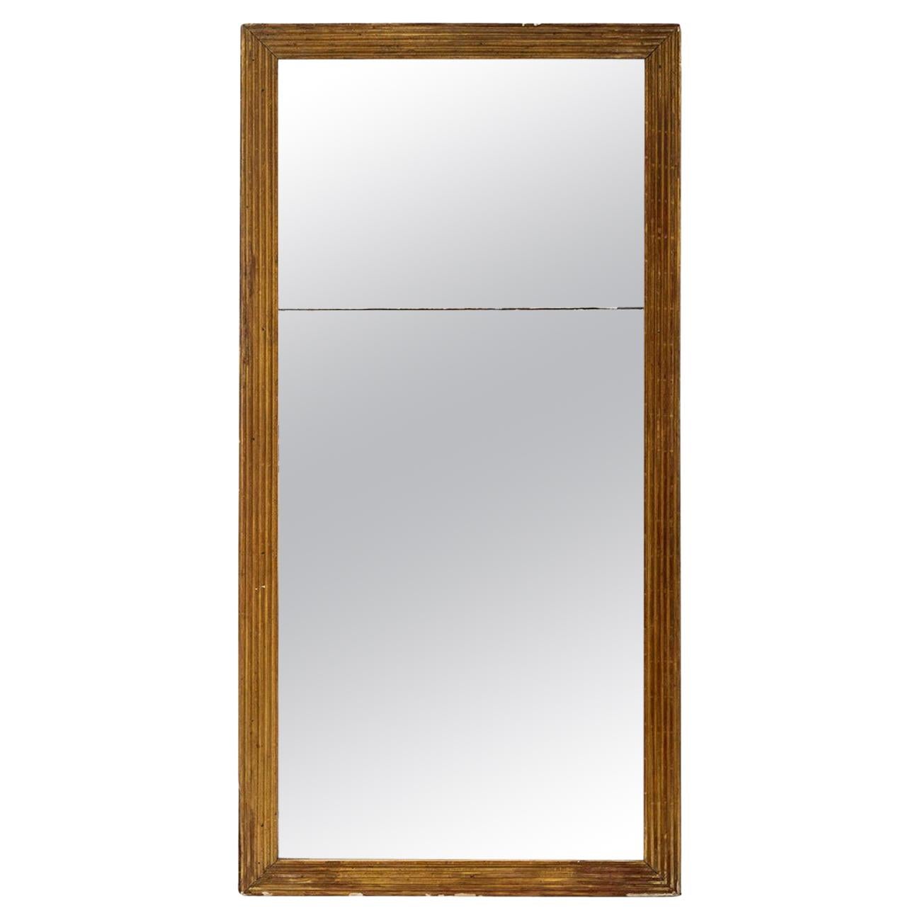 Kannelierter Spiegel aus Giltwood aus dem 19. im Angebot