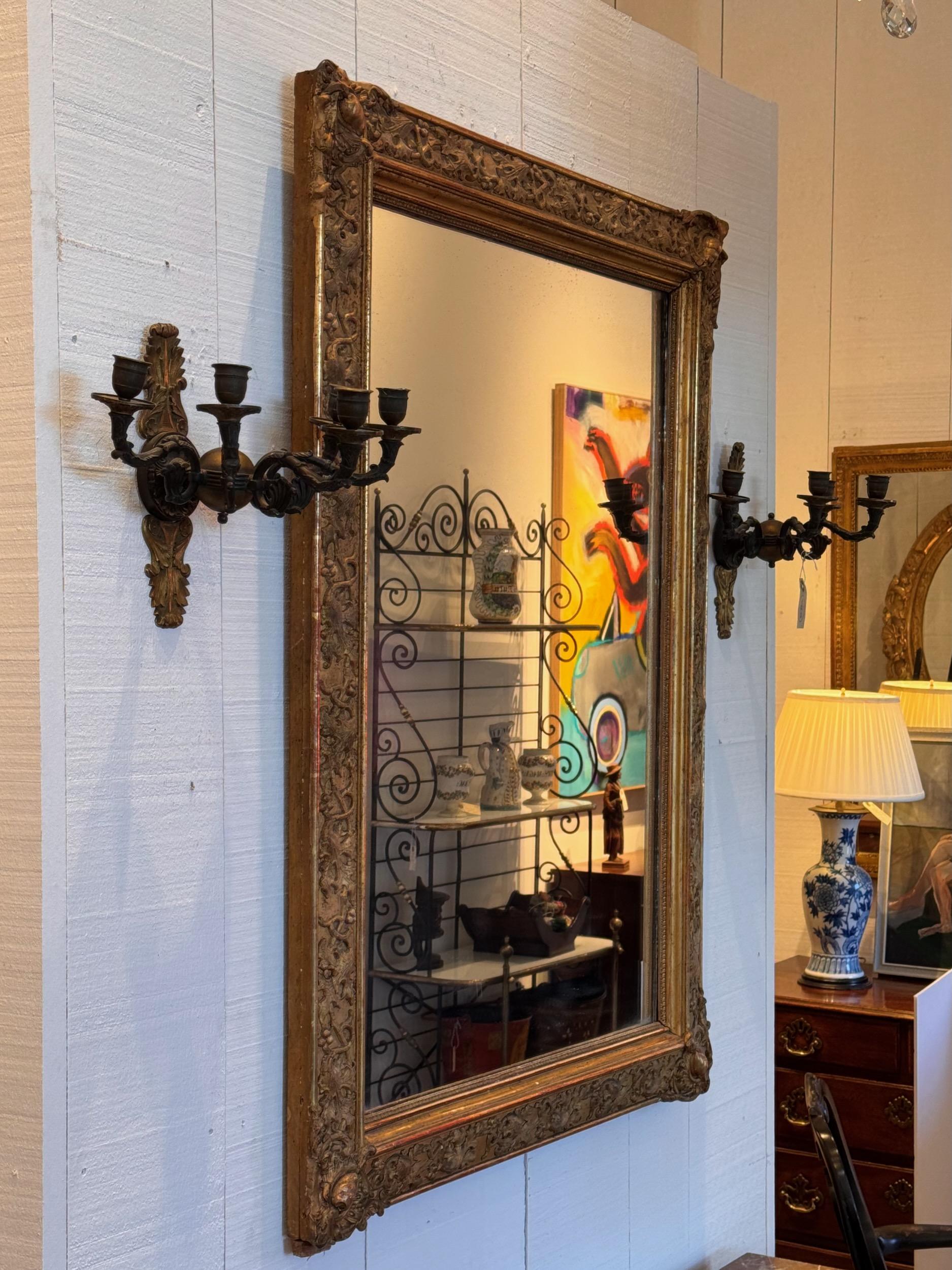 Specchio francese in legno dorato del XIX secolo in vendita 2