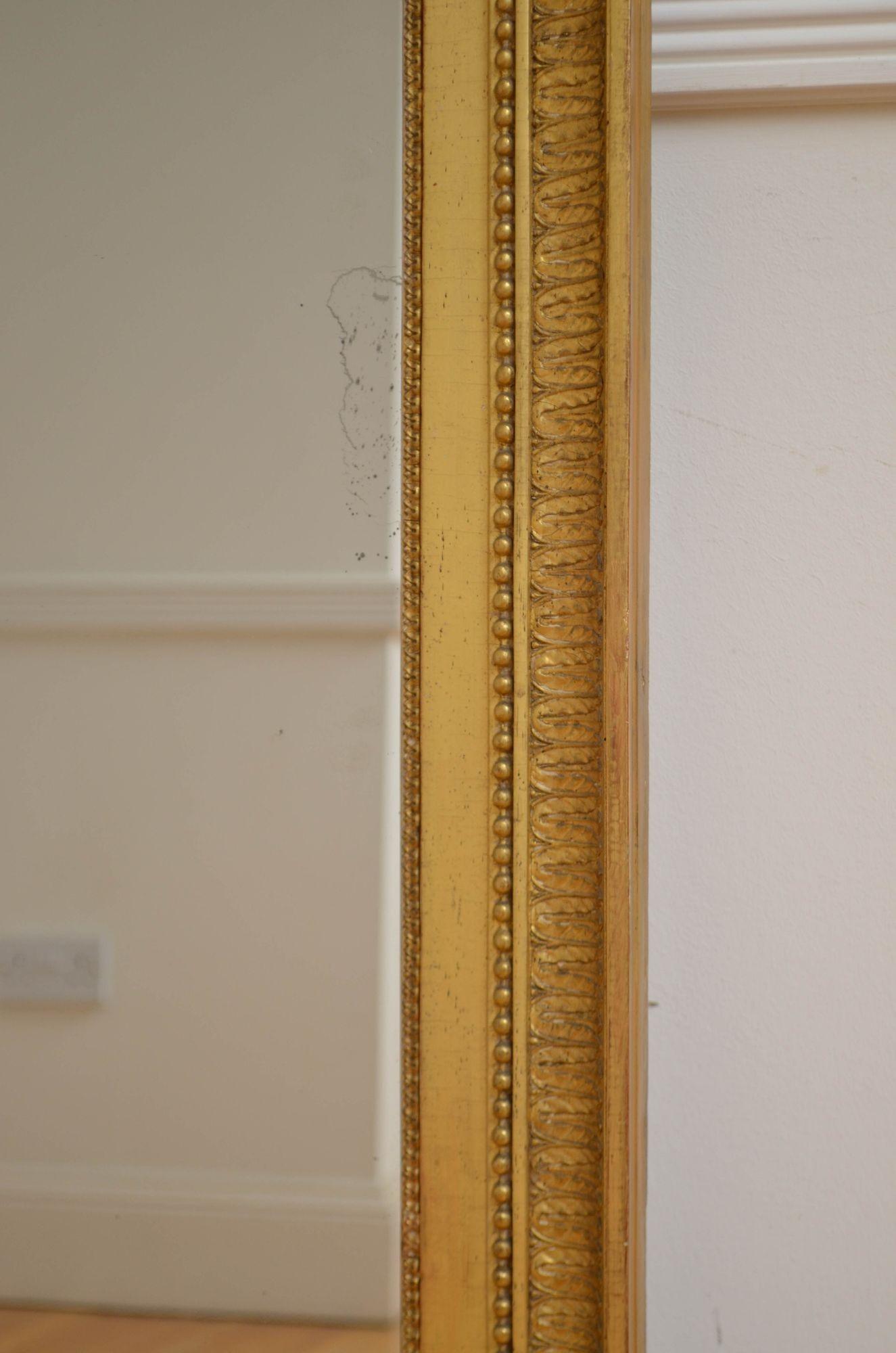 Miroir mural en bois doré du 19ème siècle H150cm en vente 4