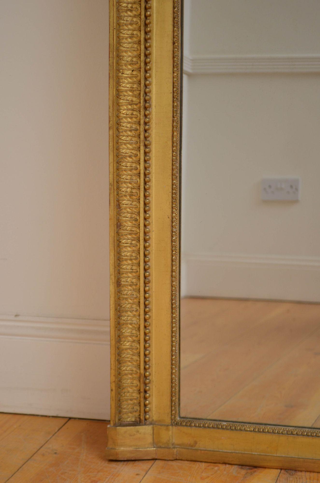Miroir mural en bois doré du 19ème siècle H150cm Bon état - En vente à Whaley Bridge, GB