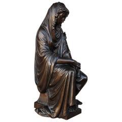 Bronze du 19ème siècle « Fille avec crucifix » de Duchoiselle