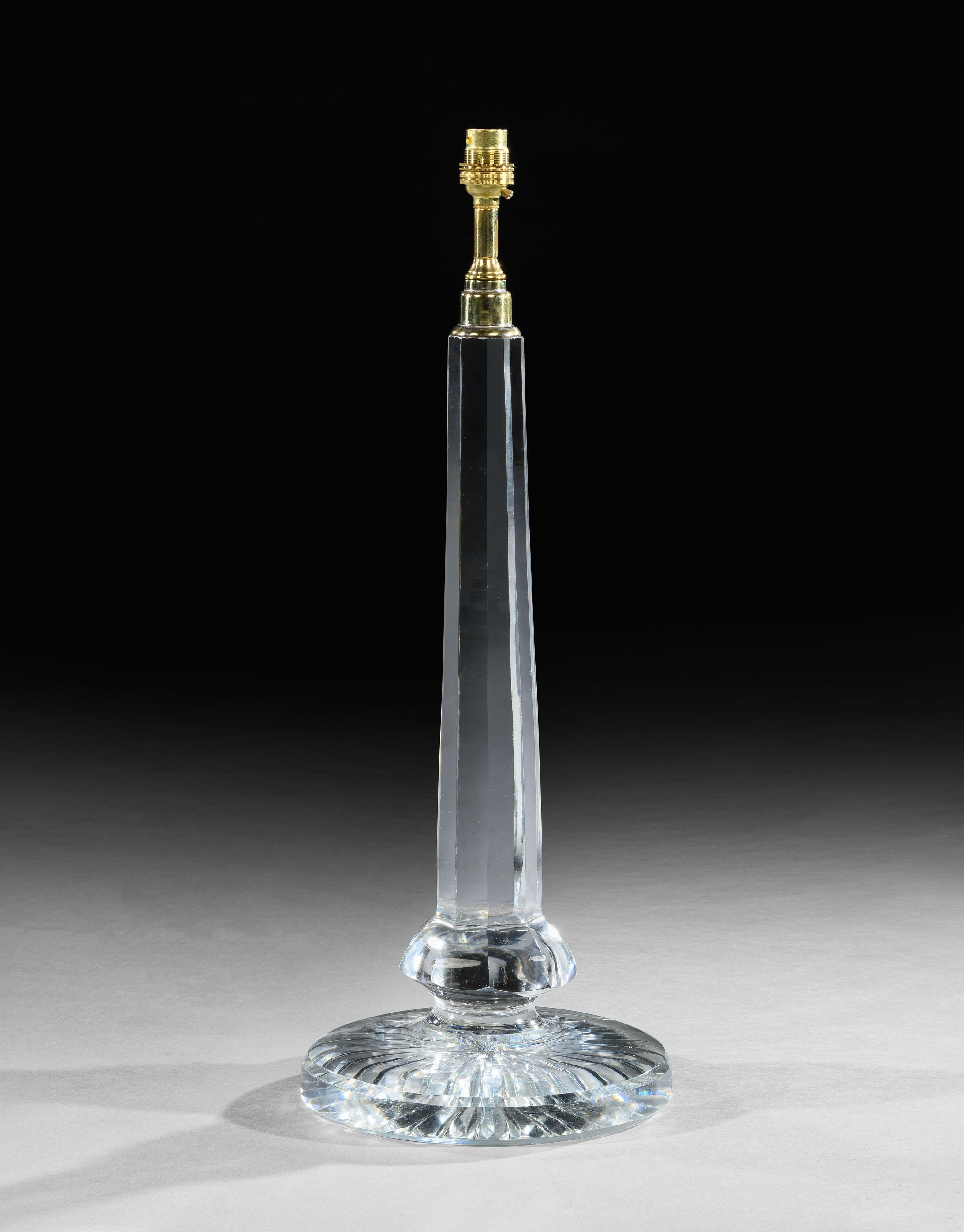 Anglais Lampe de table ancienne à colonne en verre du 19e siècle en vente