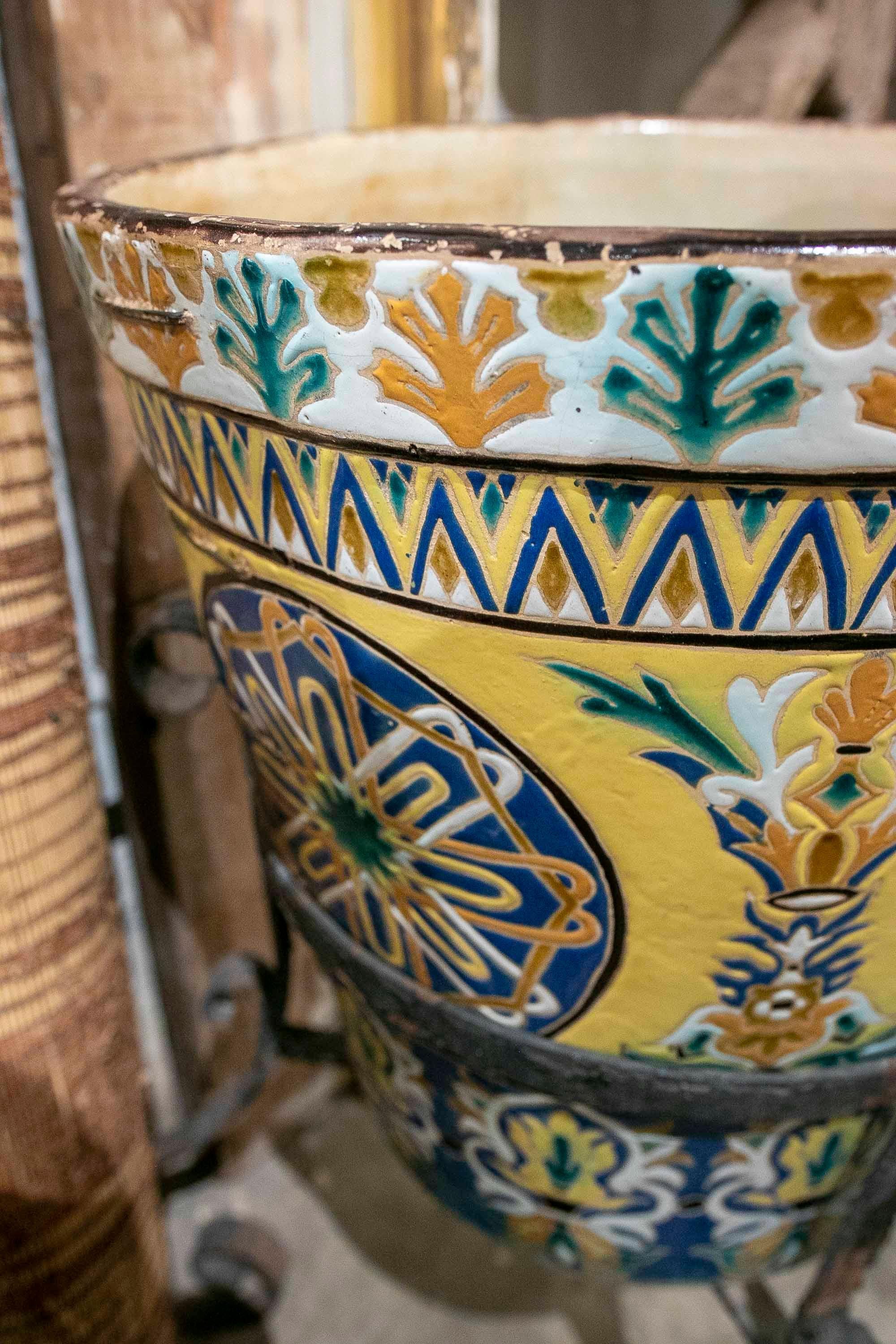19th Century Glazed Ceramic Pottery Pot For Sale 8