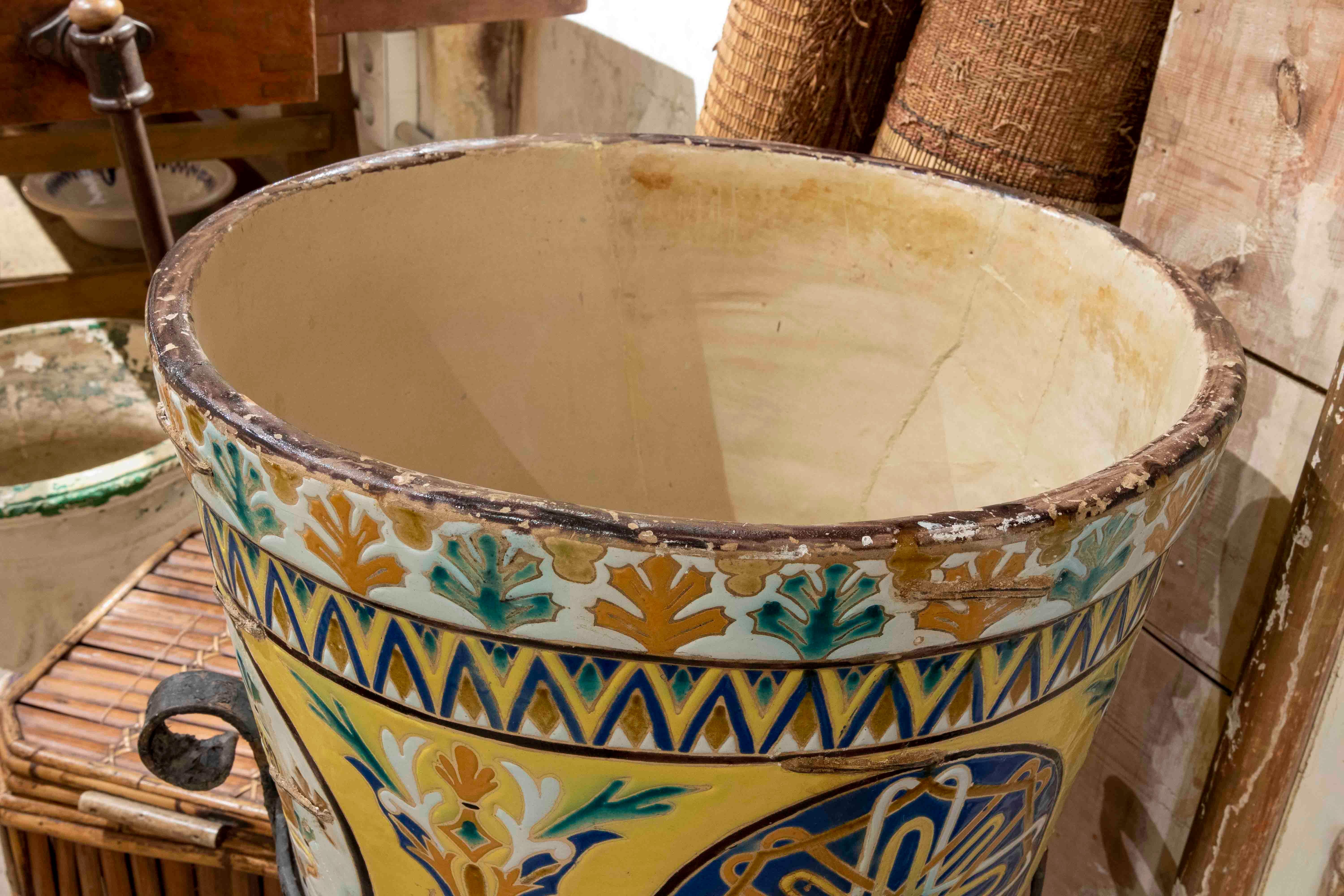 19th Century Glazed Ceramic Pottery Pot For Sale 2