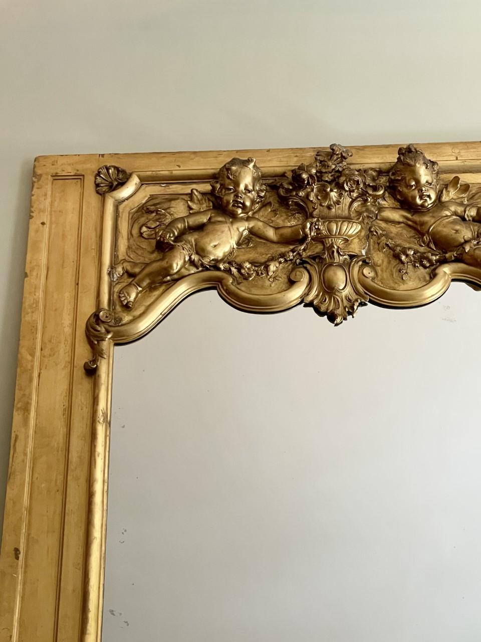 19th Century Glided Cherub Mirror In Good Condition For Sale In Brooklyn, NY