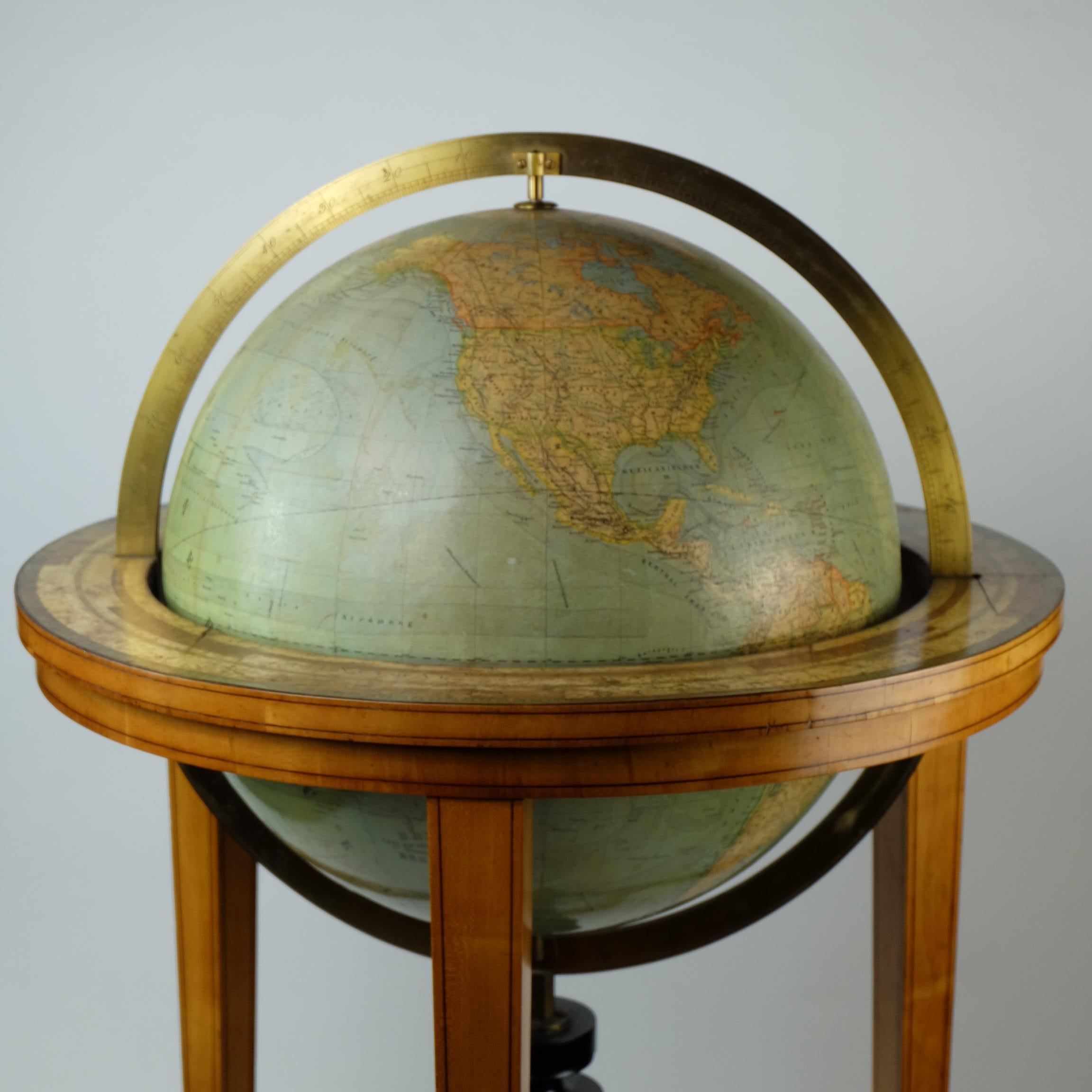 19th Century Globe of the Firm Ernst Schotte 'Berlin' in the German Language For Sale 3