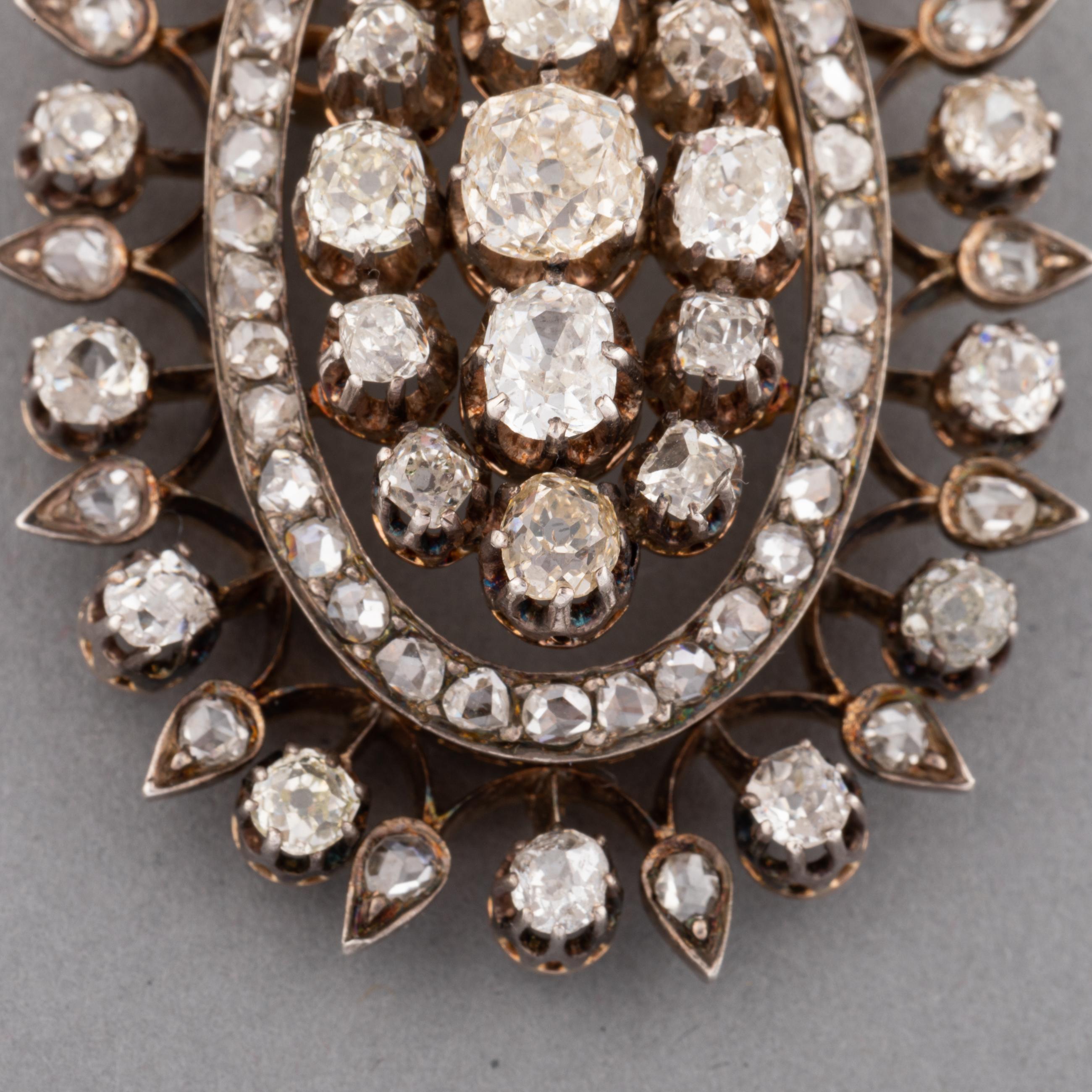 Women's 19th Century Gold and 5 Carats Diamonds Pendant For Sale