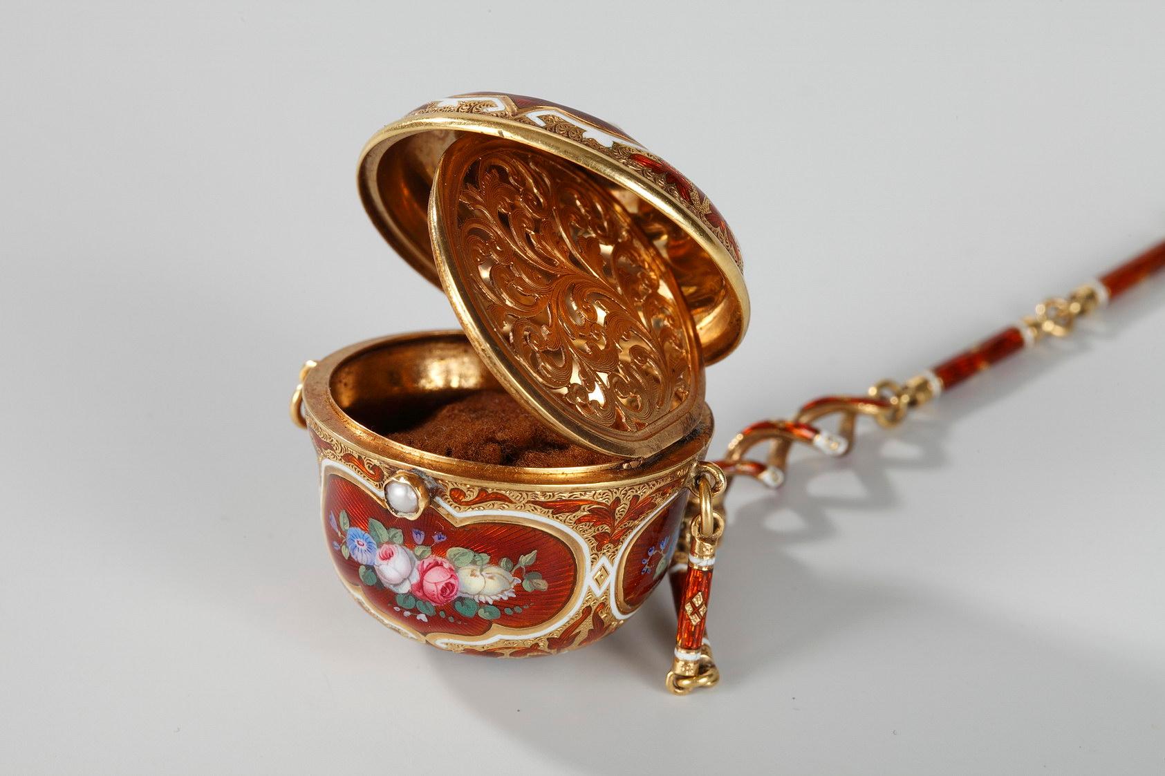 19th Century Gold and Enamel Vinaigrette In Good Condition For Sale In Paris, FR