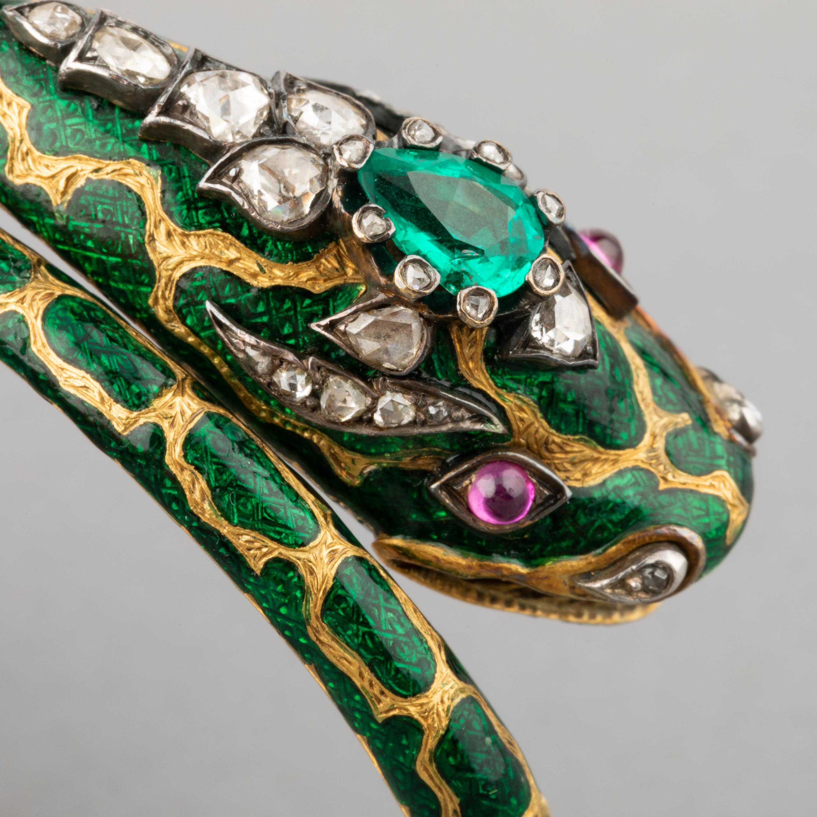 19th Century Gold Enamel Diamonds and Enamel Bracelet In Good Condition For Sale In Saint-Ouen, FR