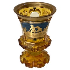 Copa de cristal de ámbar de Bohemia dorado con esmalte del siglo XIX