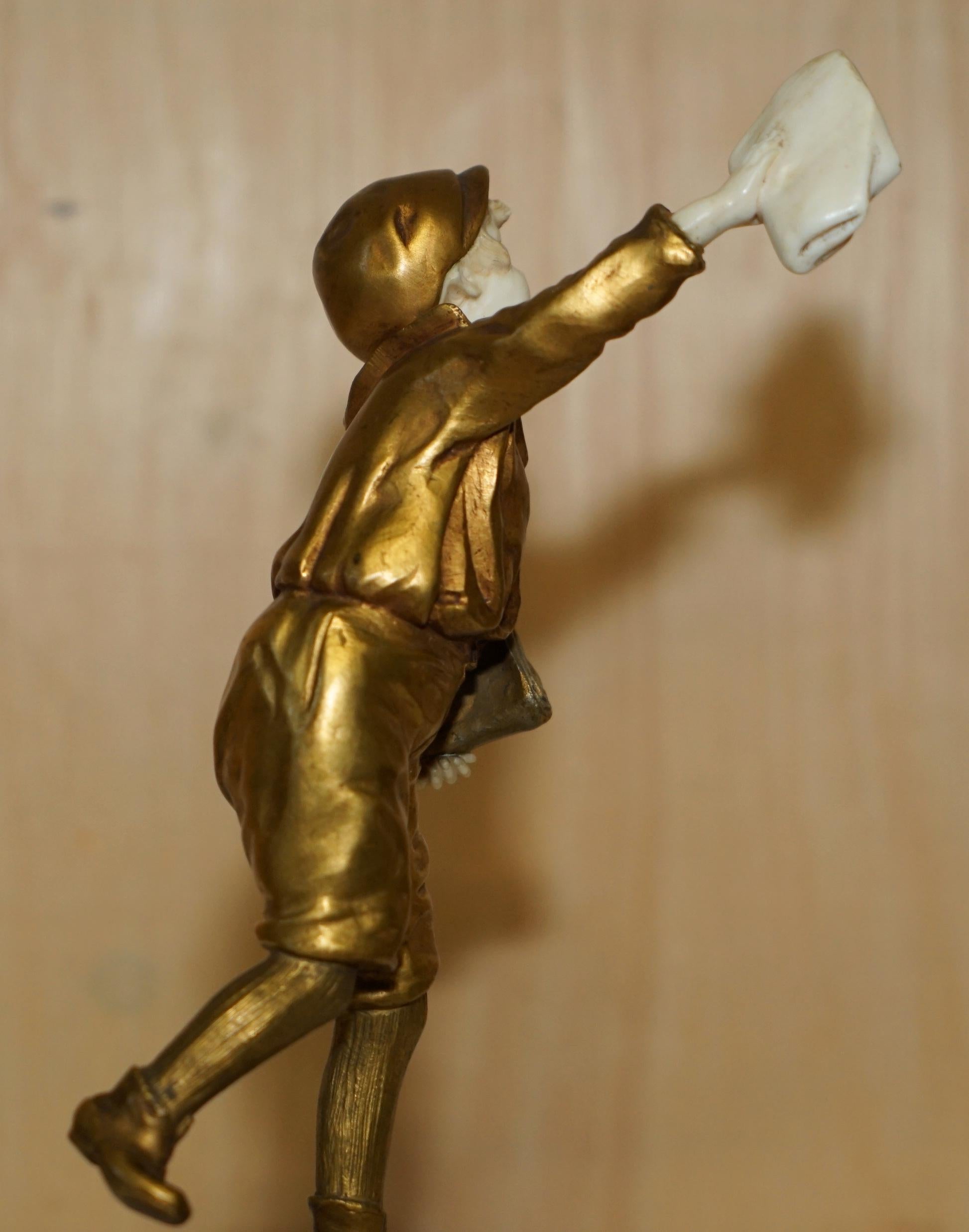 19TH CENTURY GOLD GILT BRONZE DEMETRE H CHIPARUS SiGNED NEWSPAPER BOY STATUE For Sale 8