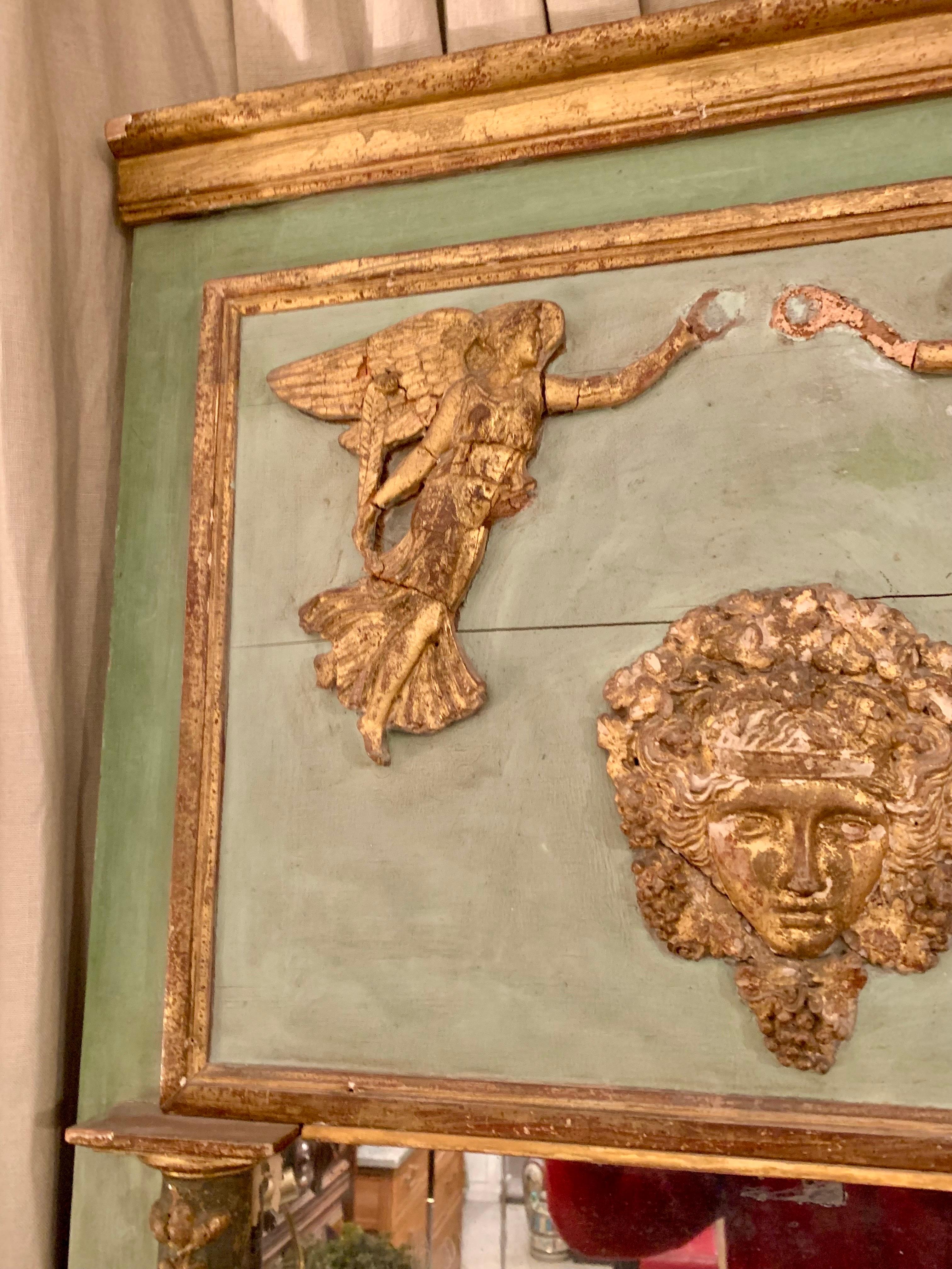 19ème siècle peint en vert doré  Miroir Trumeau Empire doré en vente 1
