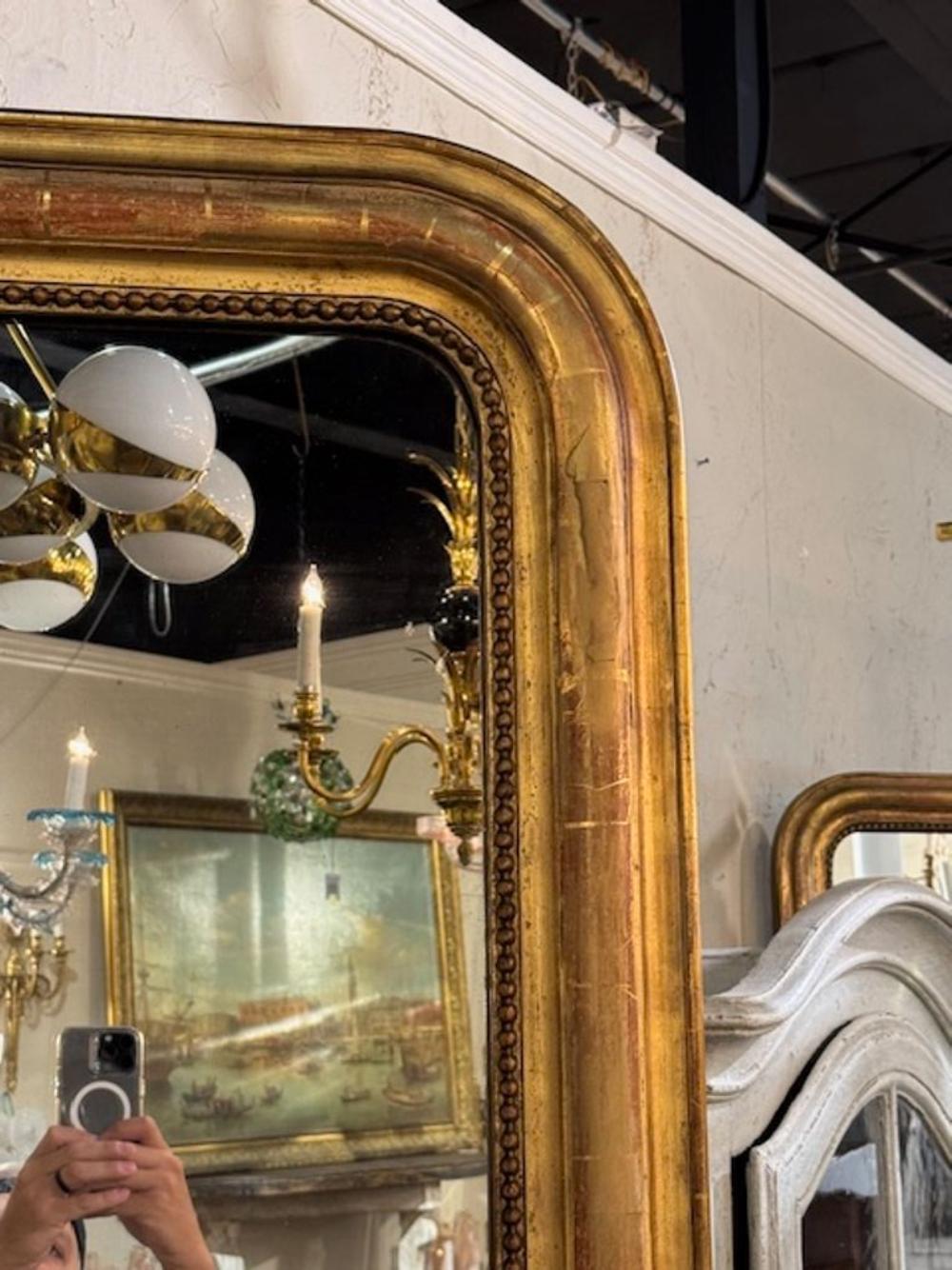 Specchio Louis Philippe in oro del XIX secolo In condizioni buone in vendita a Dallas, TX