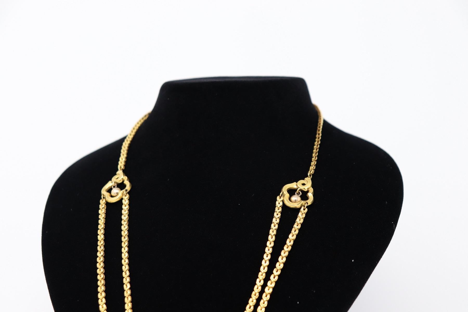 19th Century Gold Necklace with a Large Bourbon Pendant, 1850 In Excellent Condition For Sale In Bosco Marengo, IT