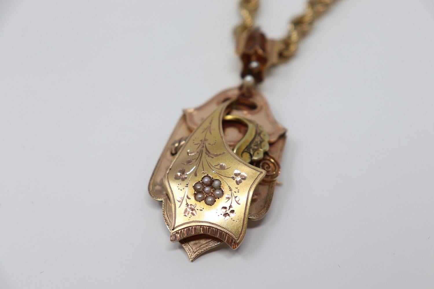 19th Century Gold Necklace with a Large Bourbon Pendant, 1880s 4