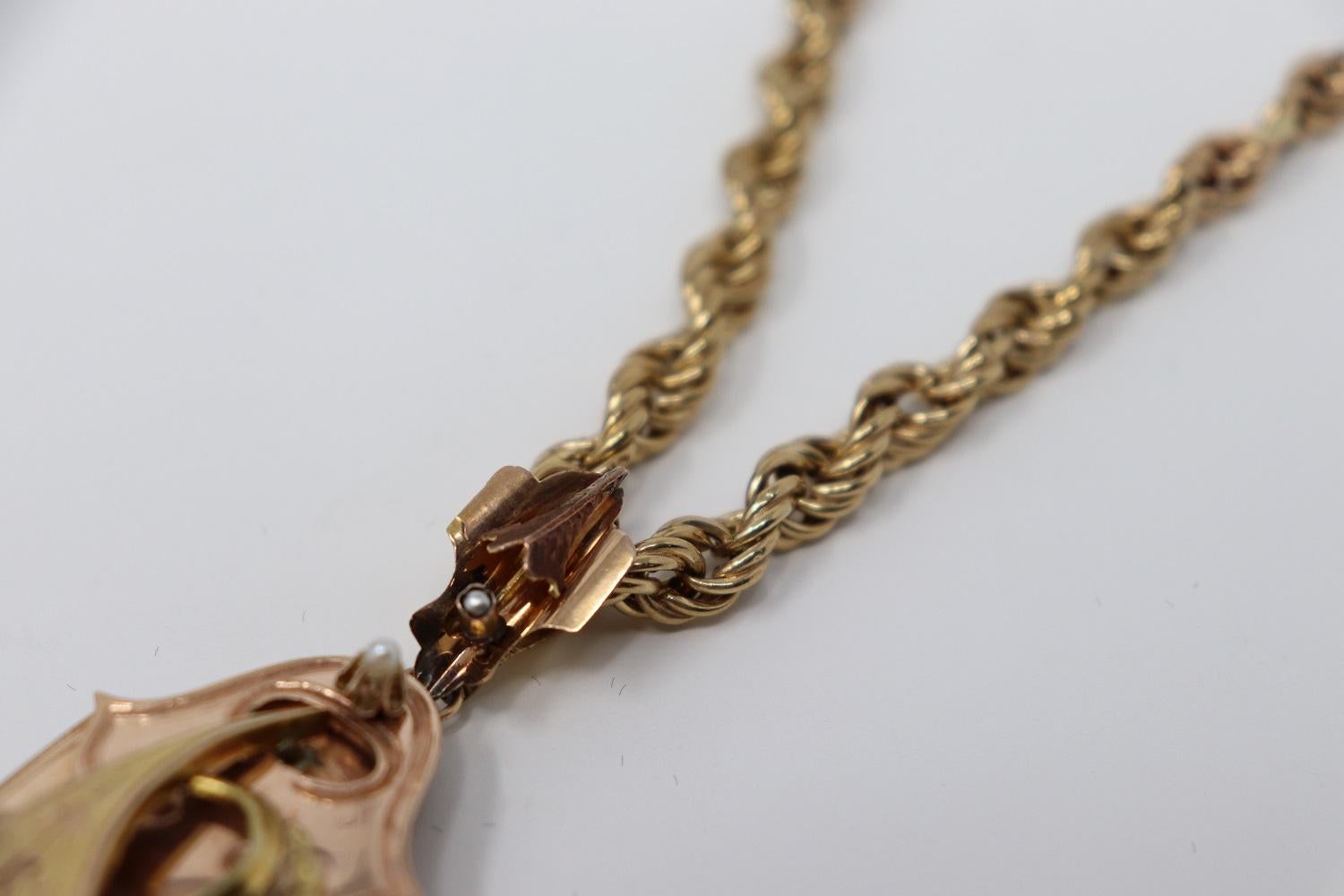 19th Century Gold Necklace with a Large Bourbon Pendant, 1880s 5