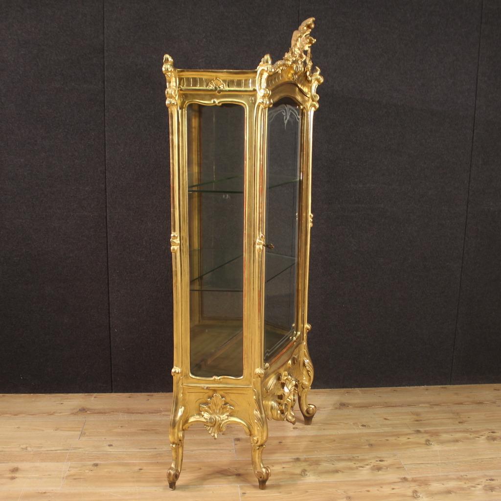 19th Century Gold Wood Italian Antique Rocaille Style Display Cabinet, 1870s For Sale 5