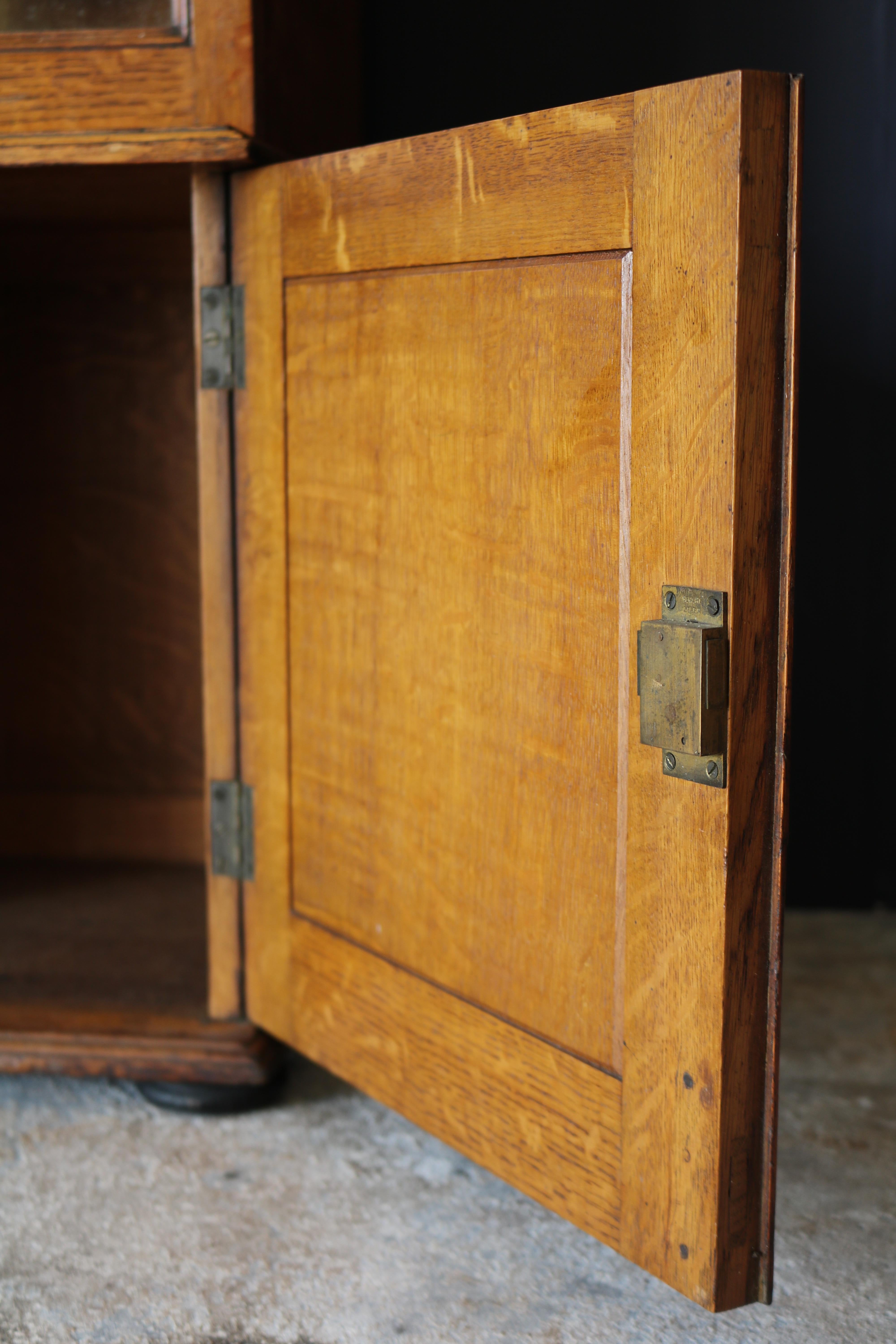 Joinery 19th Century English Dwarf Bookcase circa 1880 in Golden Oak