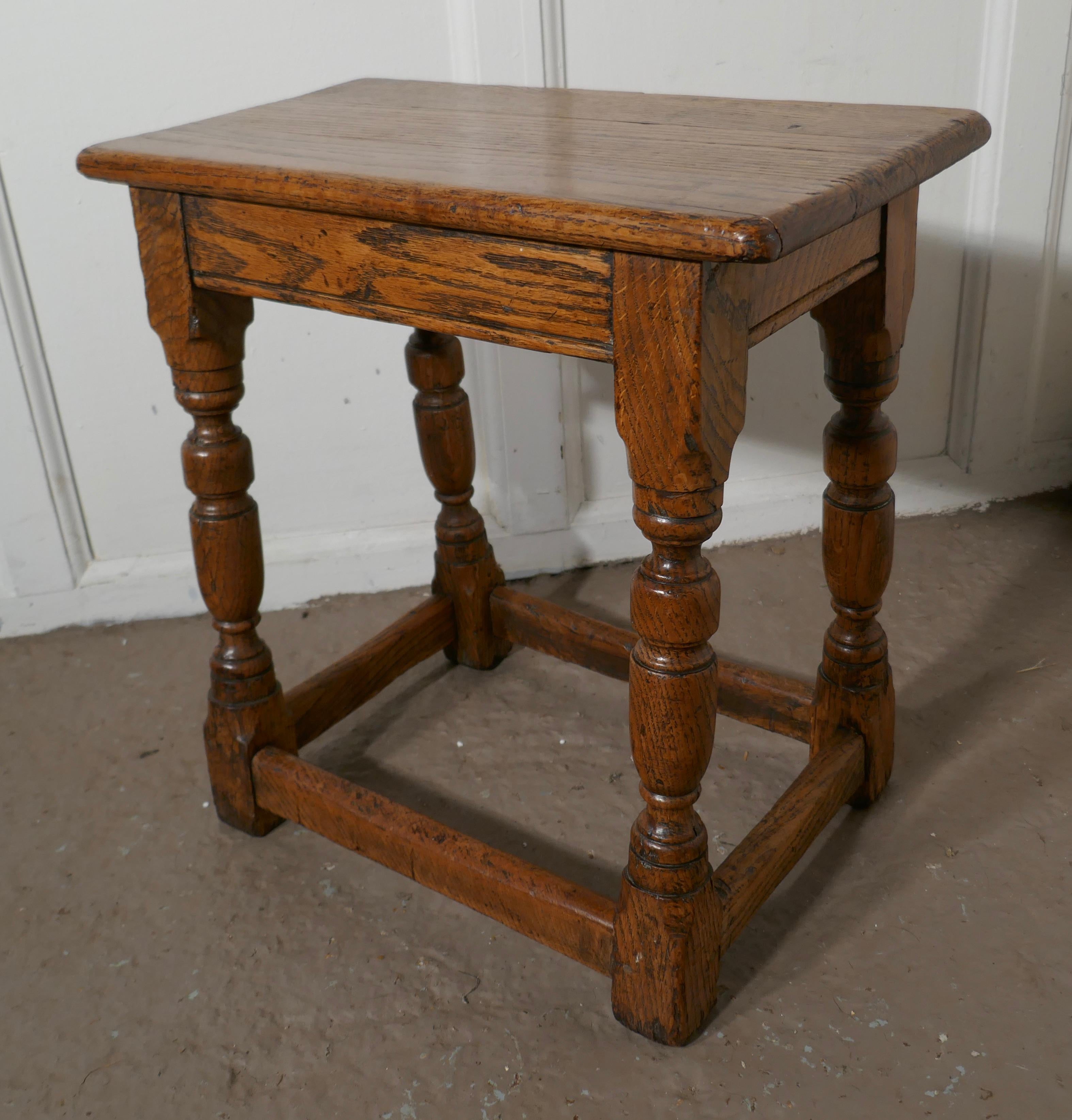 19th Century Golden Oak Joint Stool In Good Condition For Sale In Chillerton, Isle of Wight