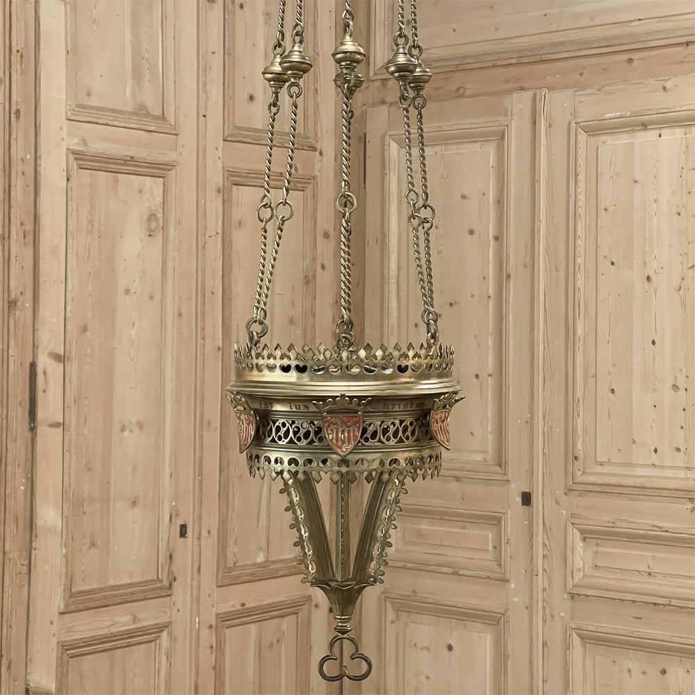 Brûleur d'encens gothique en bronze du 19ème siècle ~ Lustre en vente 9