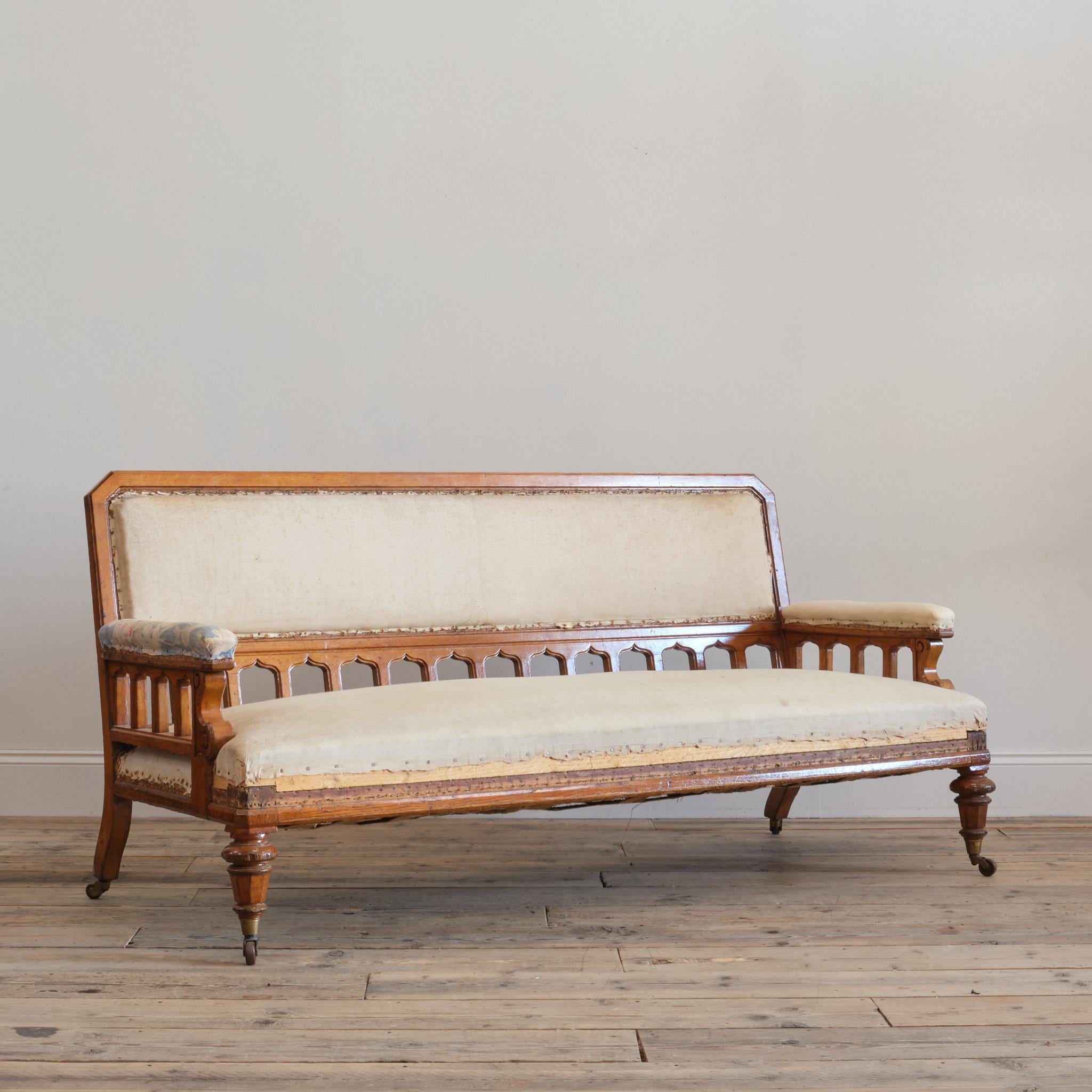 Victorian 19th Century Gothic Oak sofa For Sale