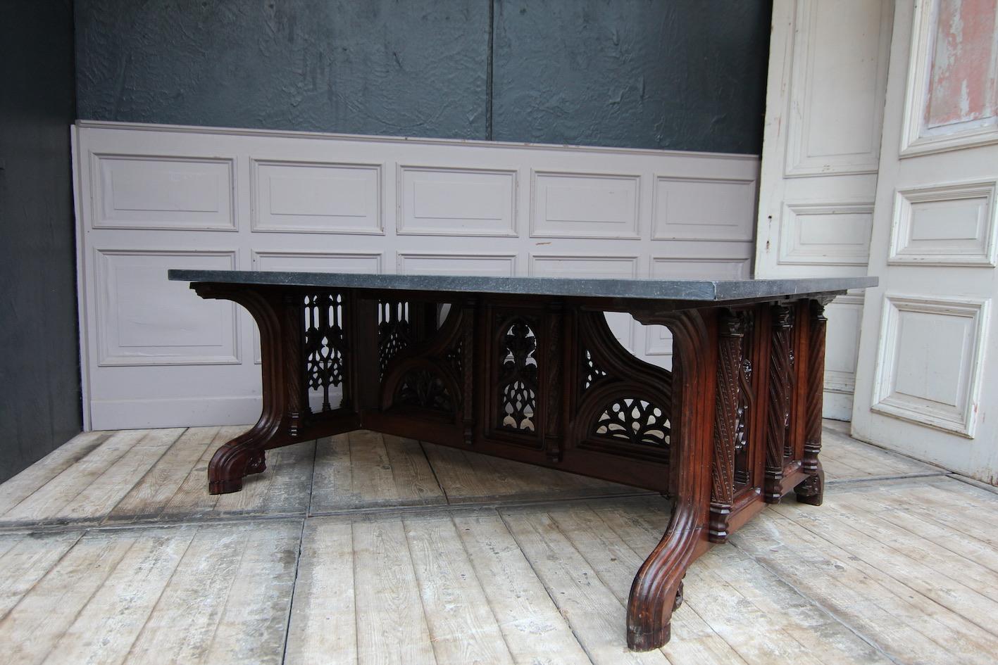 19th Century Gothic Revival Center Table with Granite Top In Good Condition In Dusseldorf, DE