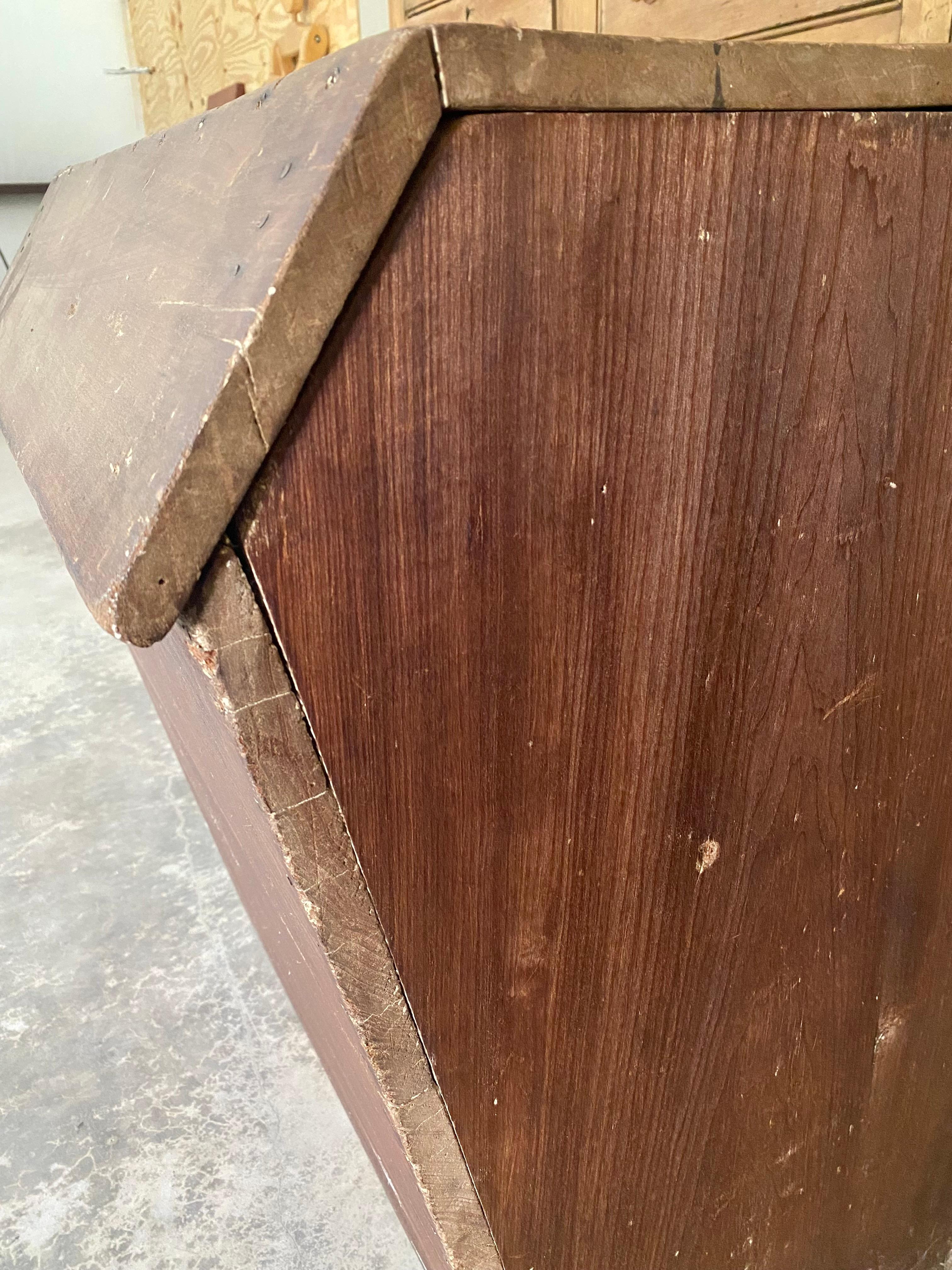 19. Jahrhundert Grain Bin Konsolentisch im Angebot 3