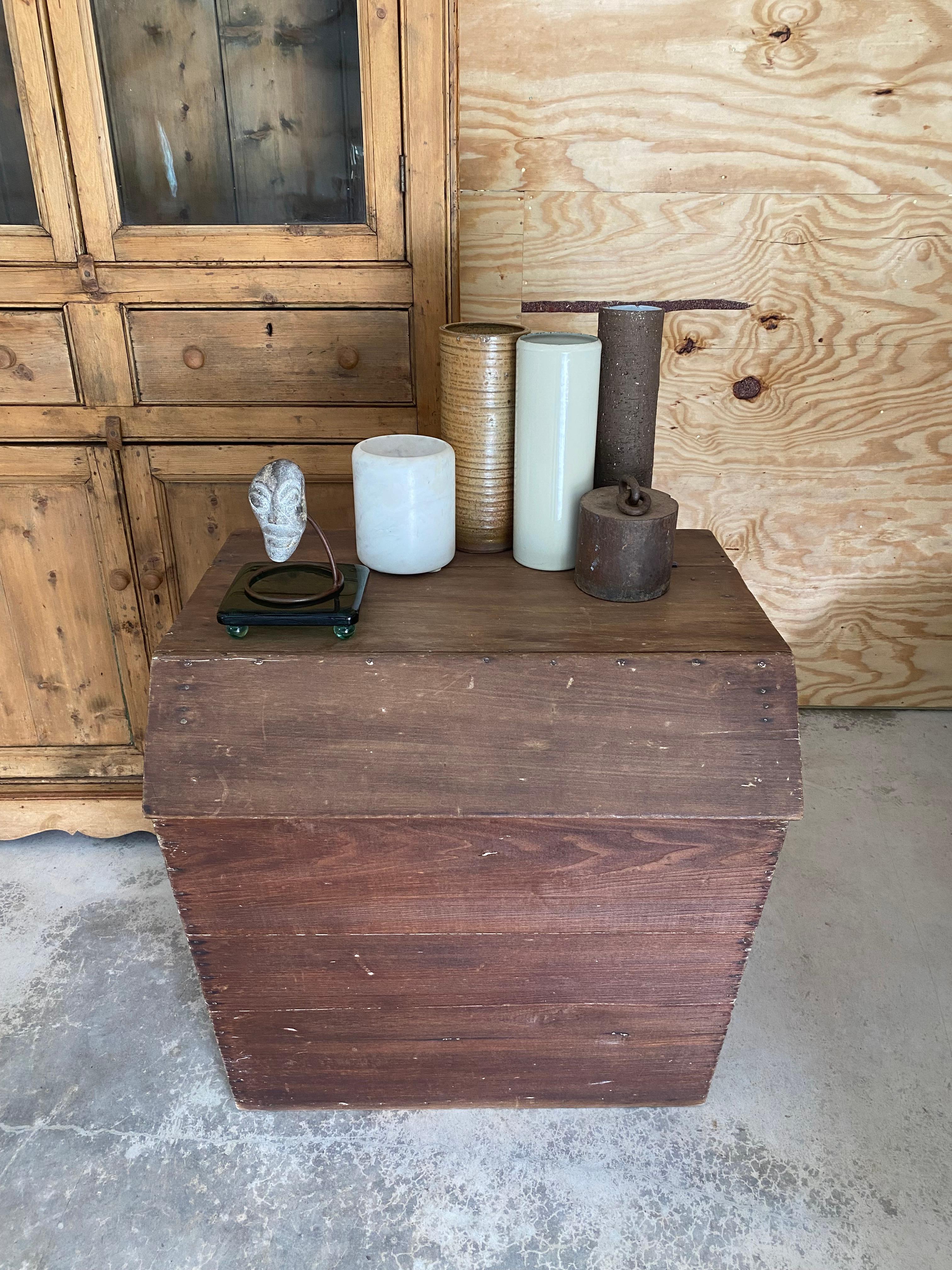 19. Jahrhundert Grain Bin Konsolentisch im Angebot 9