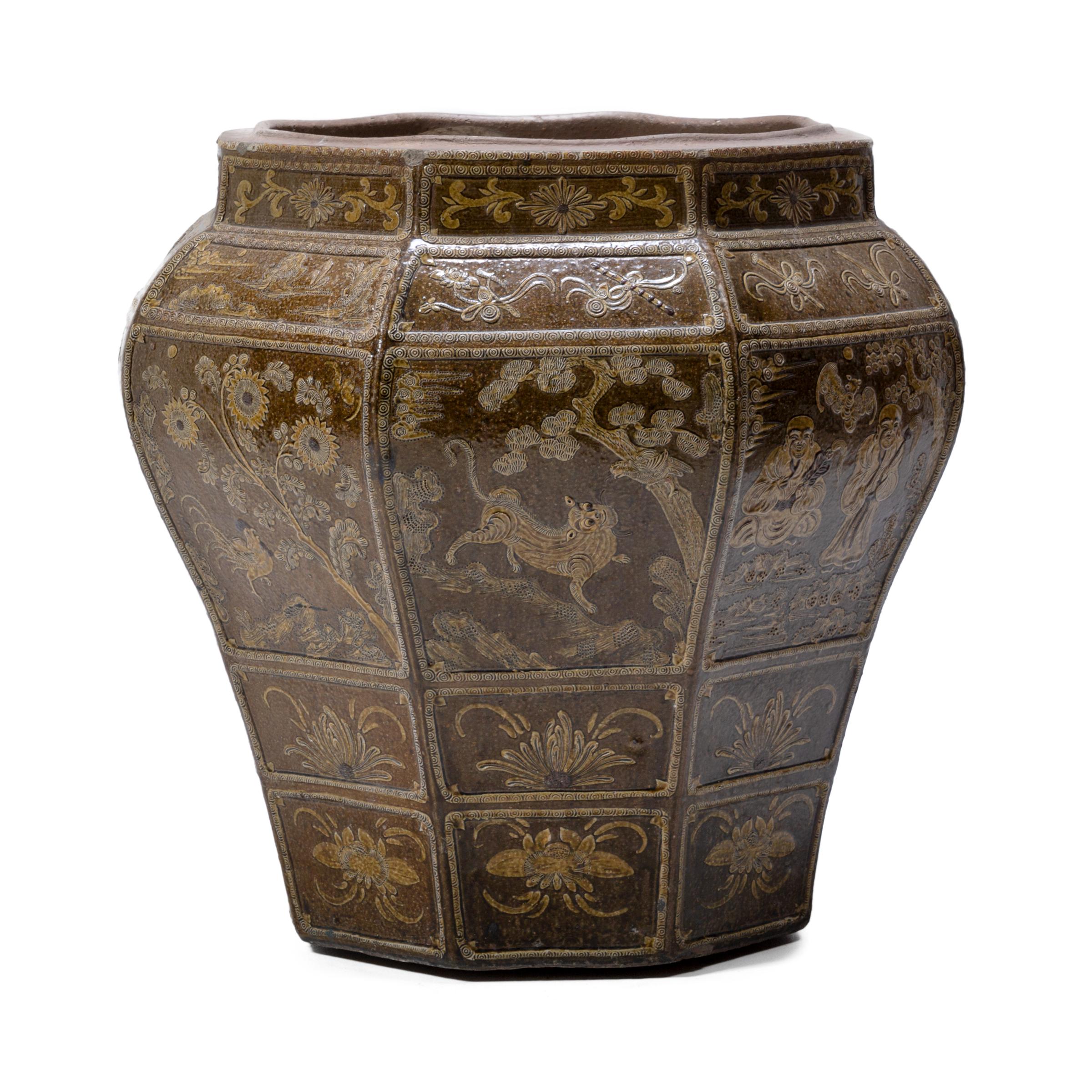 Qing Grand Chinese Glazed Relief Urn, c. 1800