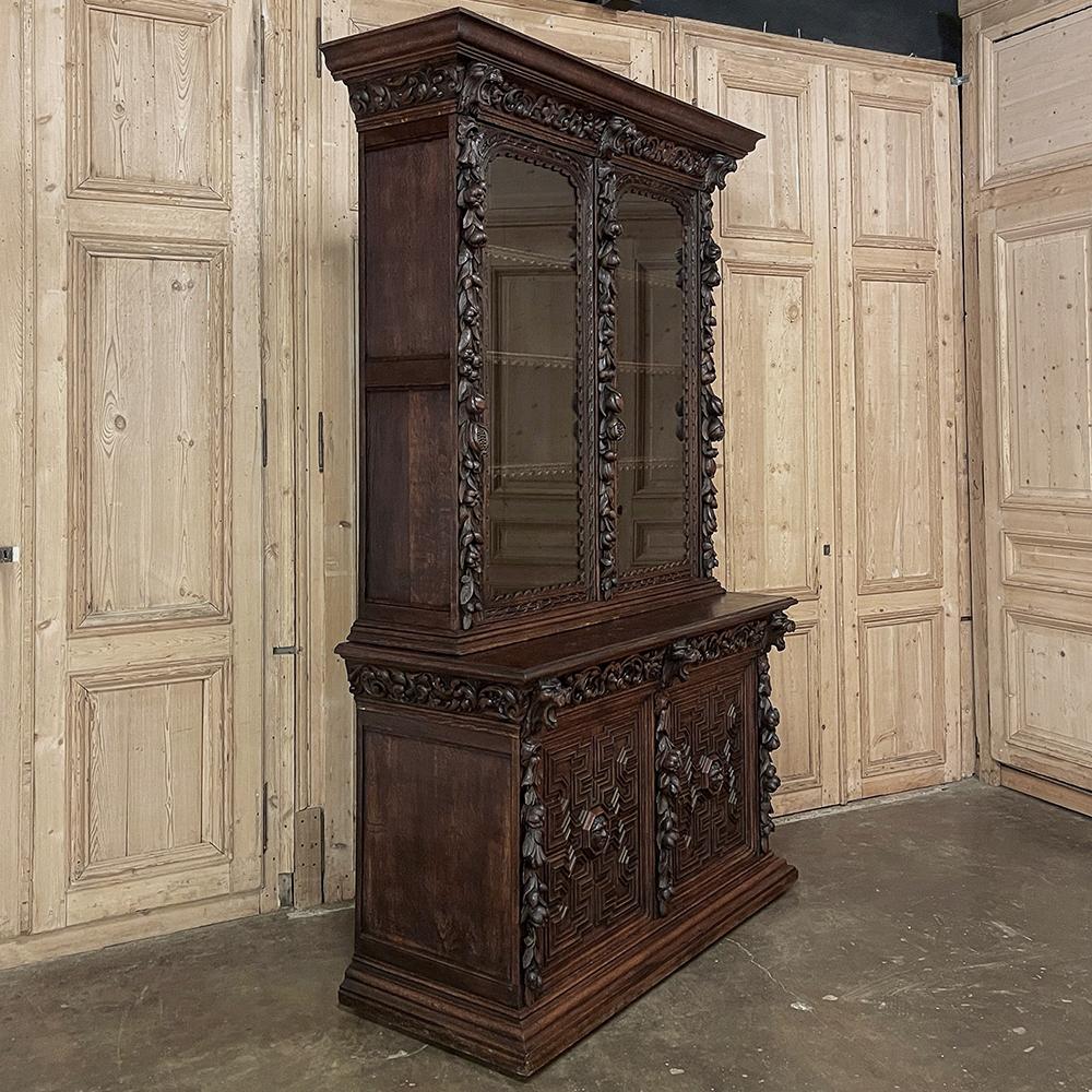 19th Century Grand Flemish Renaissance Bookcase ~ Display Cabinet In Good Condition For Sale In Dallas, TX